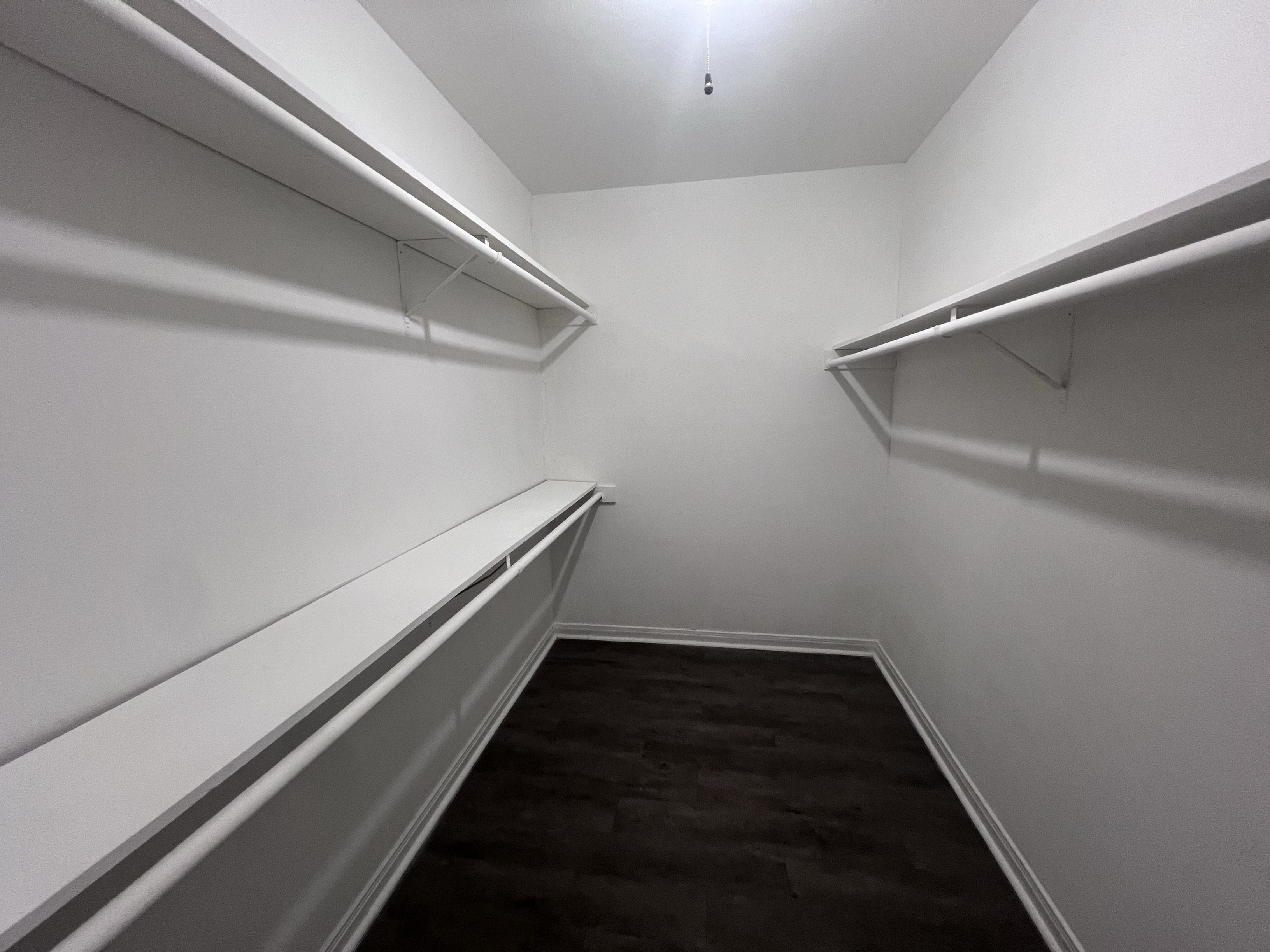Memorial Fountain Apartment Closet | Apartments in Houston, TX