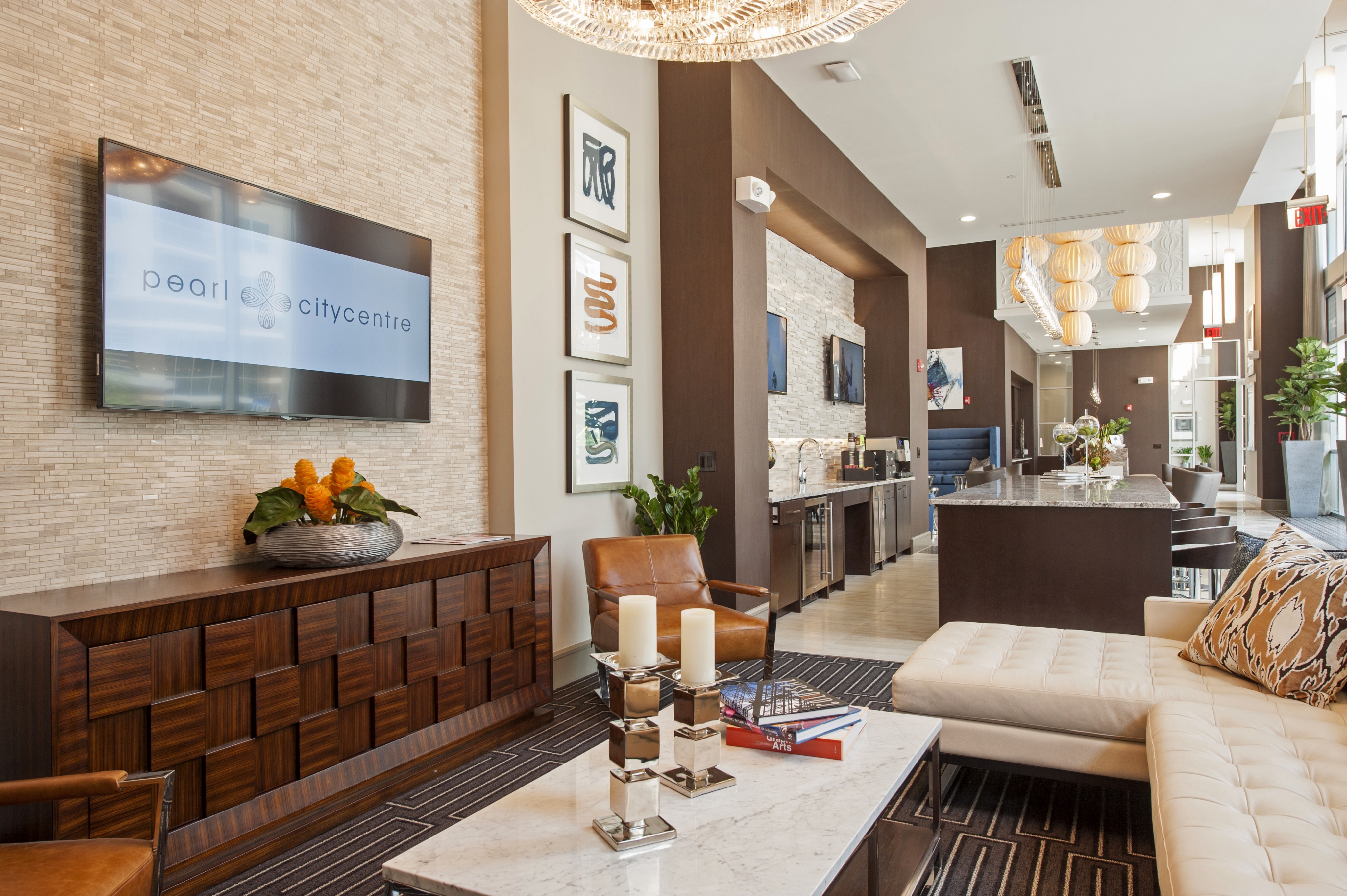 Pearl Residences at City Centre Clubhouse | Houston, TX Apartments | Houston CityCentre Apartments