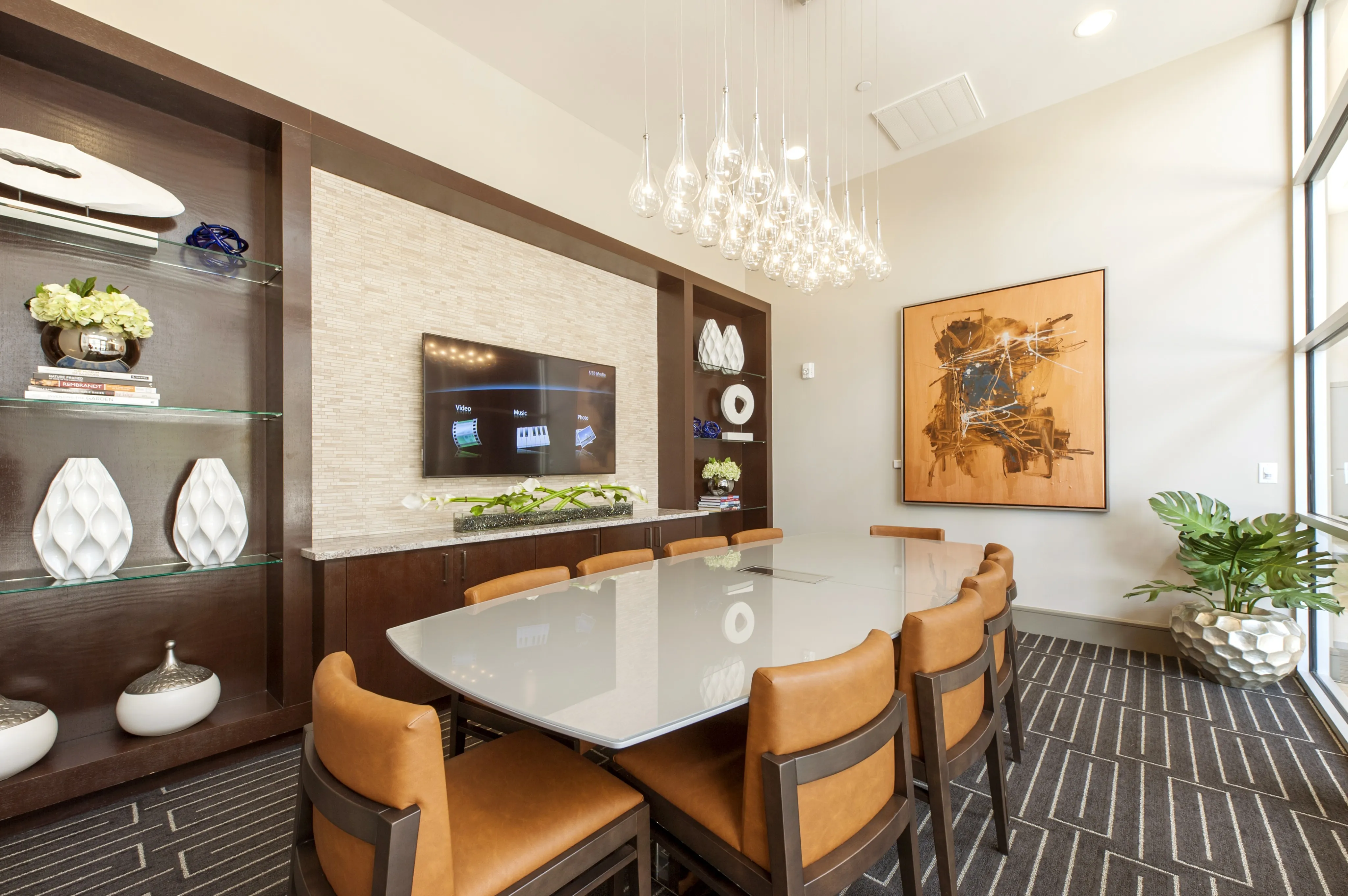 Pearl Residences at City Centre Conference Room | Houston, TX Apartments | Houston CityCentre Apartments