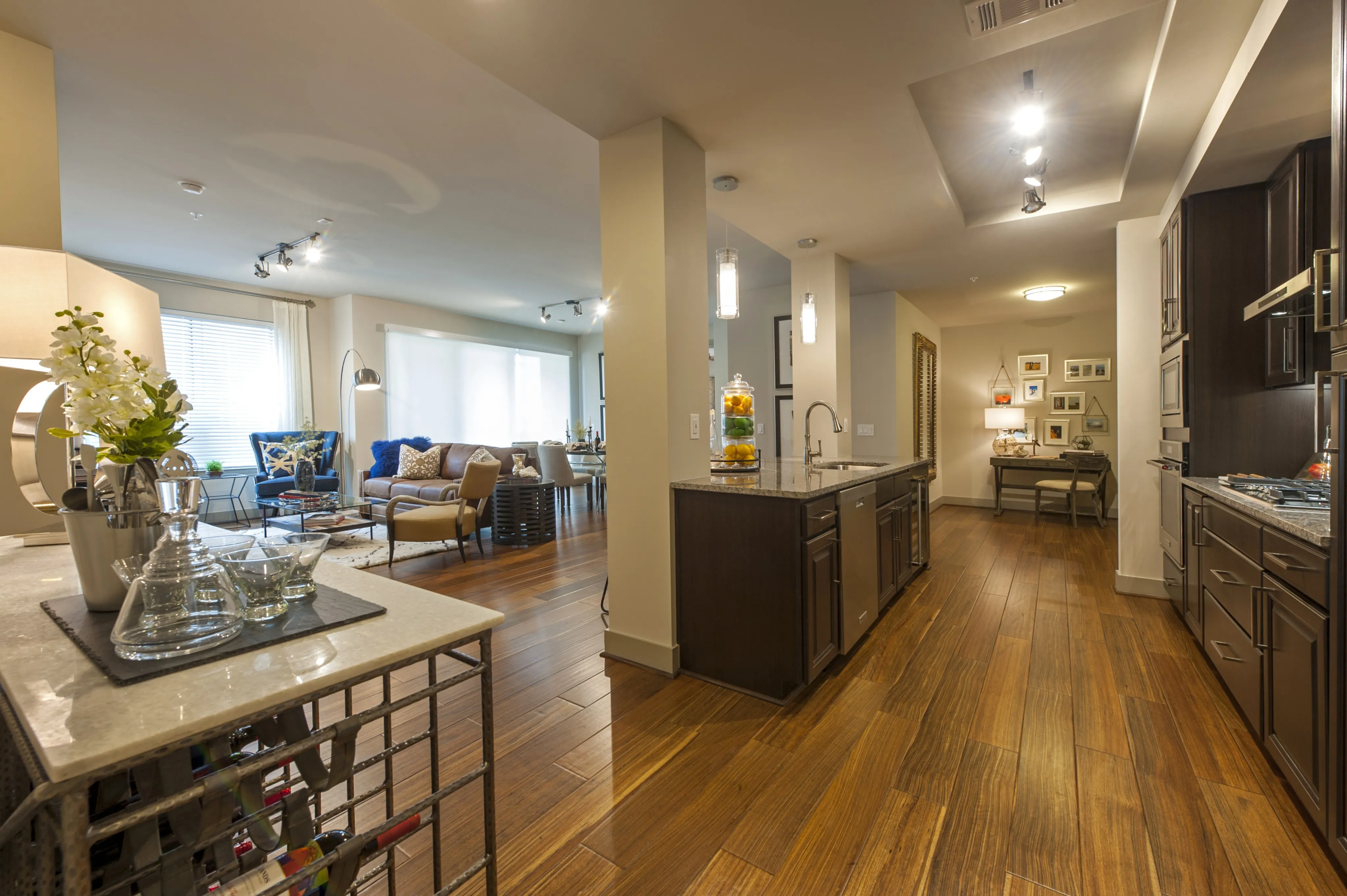 Pearl Residences at City Centre Apartment Kitchen and Living Room | Houston, TX Apartments | Houston CityCentre Apartments