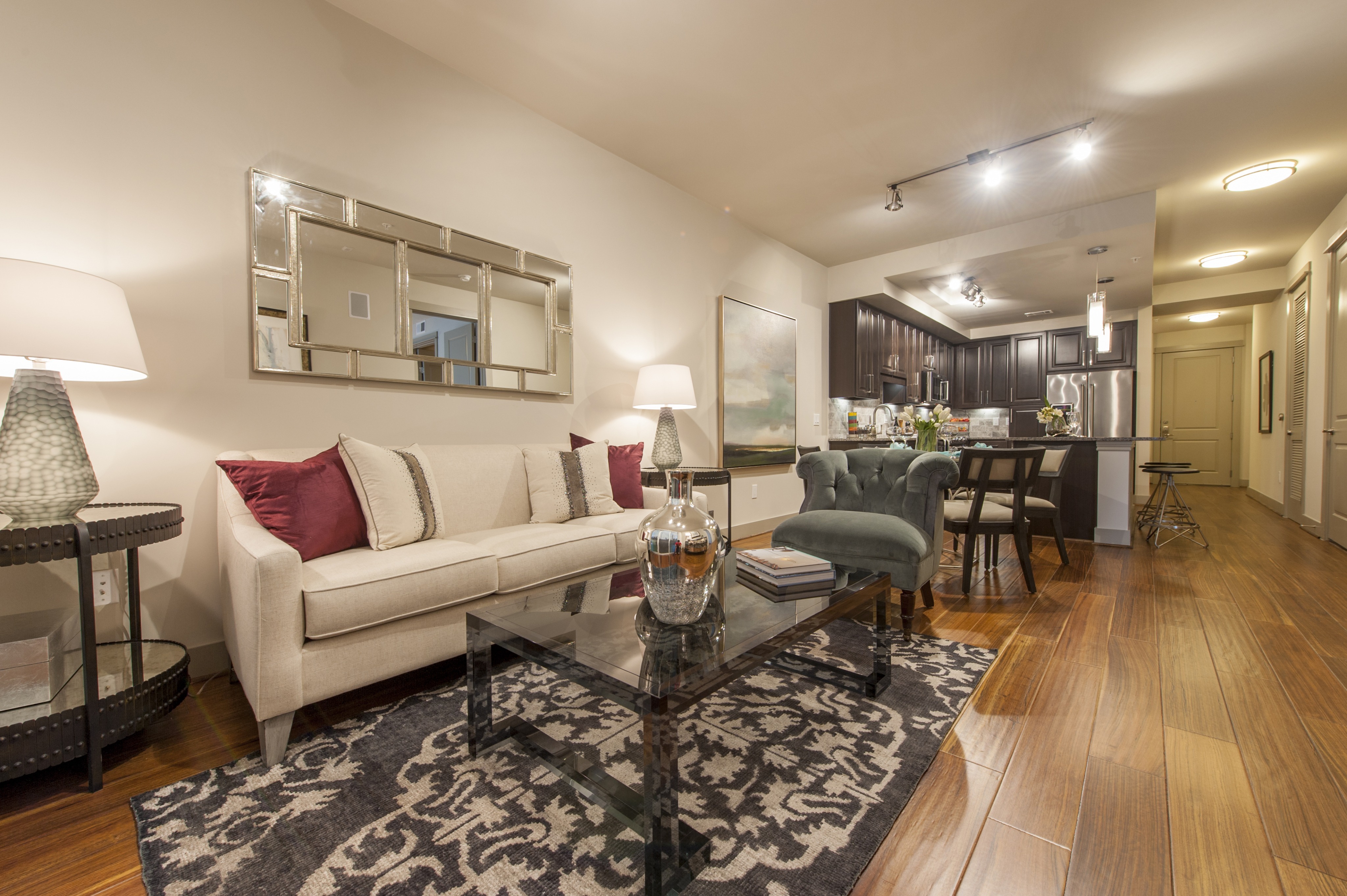 Pearl Residences at City Centre Apartment Living Room | Houston, TX Apartments | Houston CityCentre Apartments