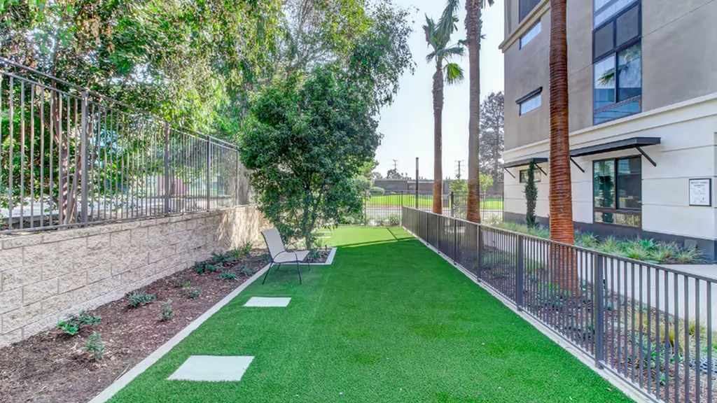 The Murphy Dog Park | Apartments in Irvine | Irvine, CA Apartments