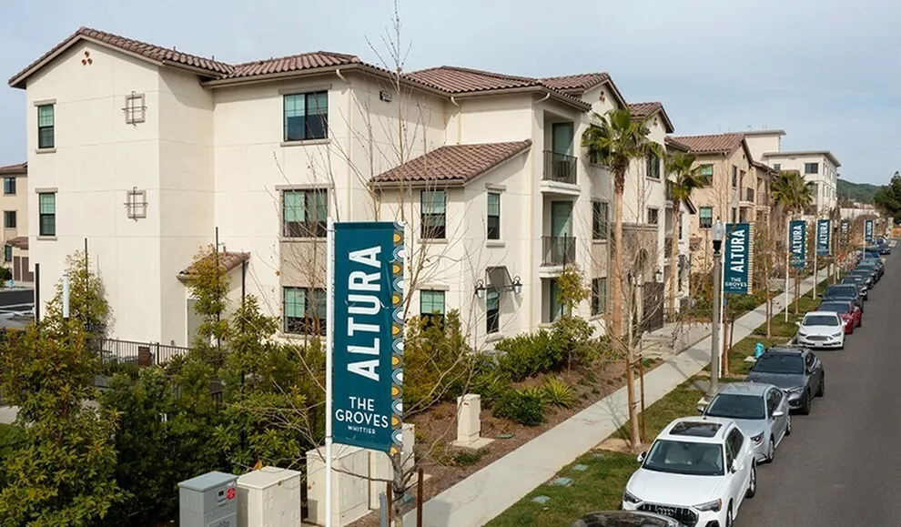Altura at the Groves | Whittier, CA Apartments | Apartments in Whittier