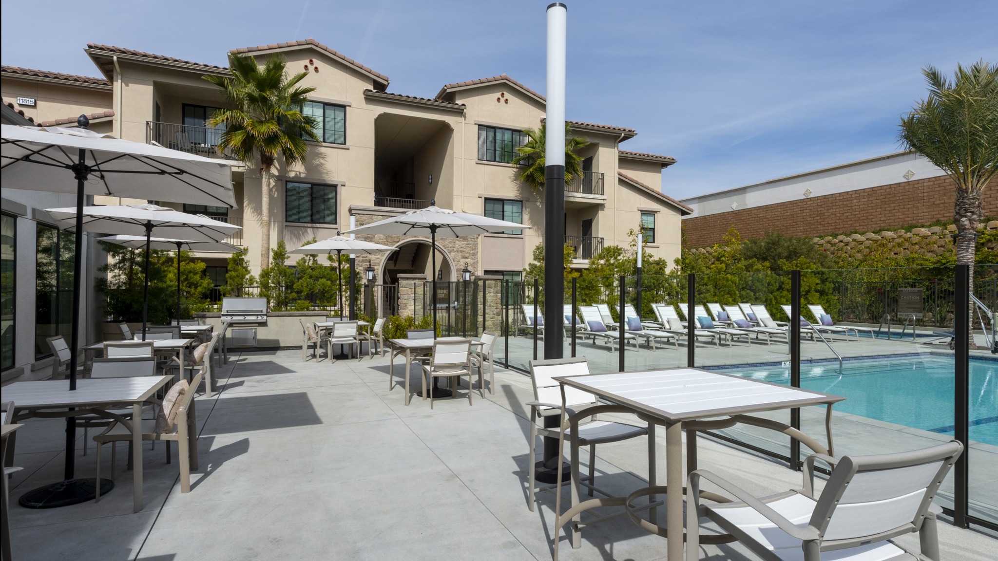 Altura at the Groves Pool | Whittier, CA Apartments | Apartments in Whittier