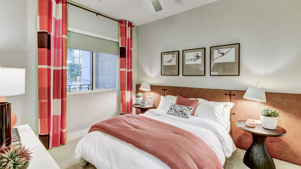 The Murphy Bedroom | Apartments in Irvine |, CA Apartments