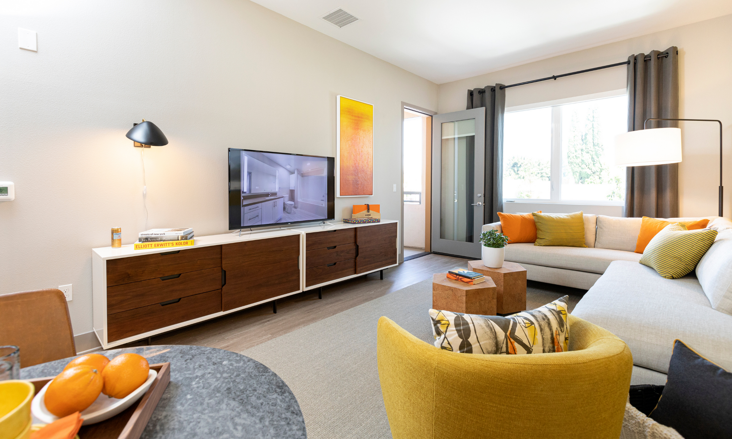 770 South Harbor Living | Fullerton, CA Apartments | Apartments in Fullerton