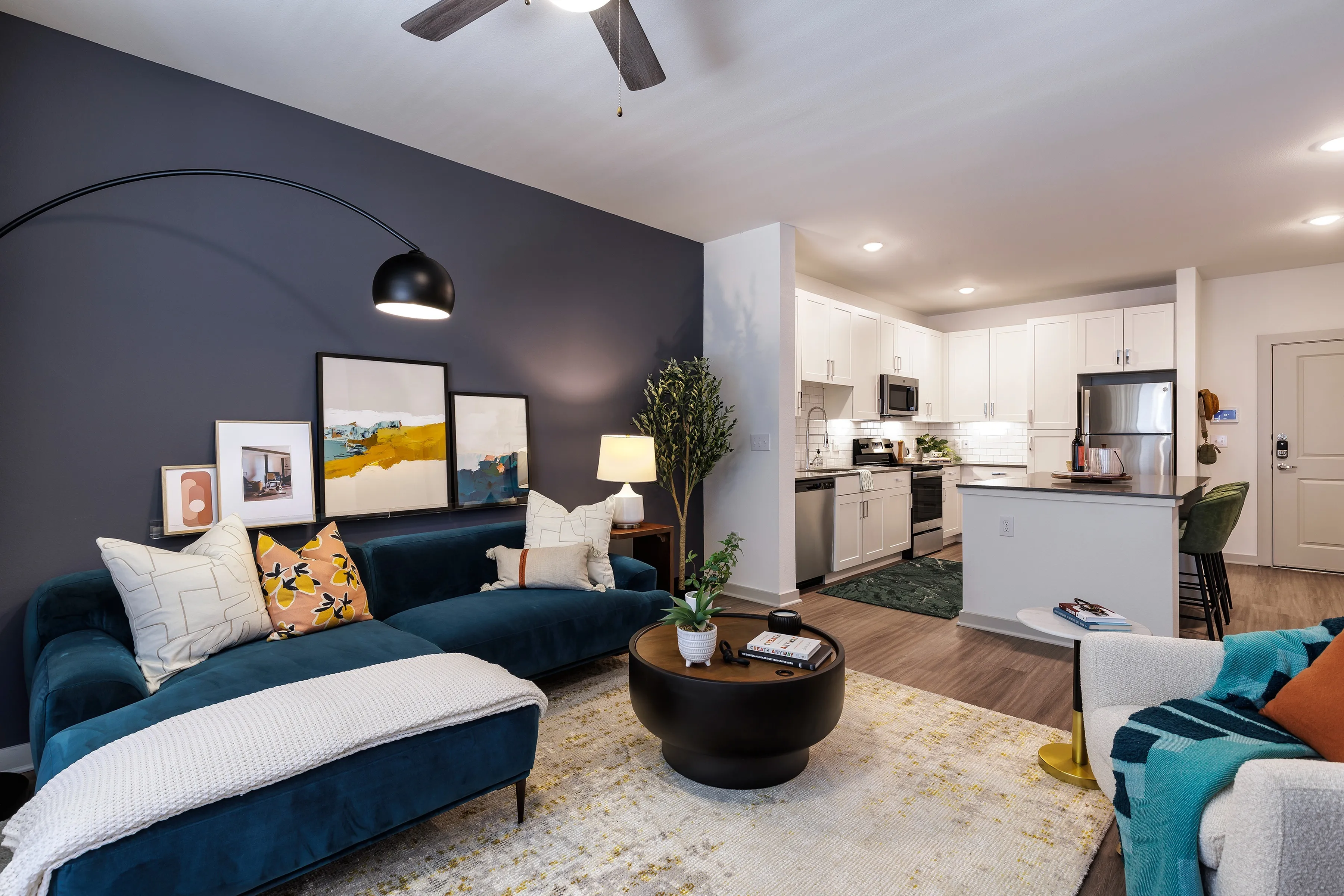 The Palmer Living Room | Apartments in Houston, Texas