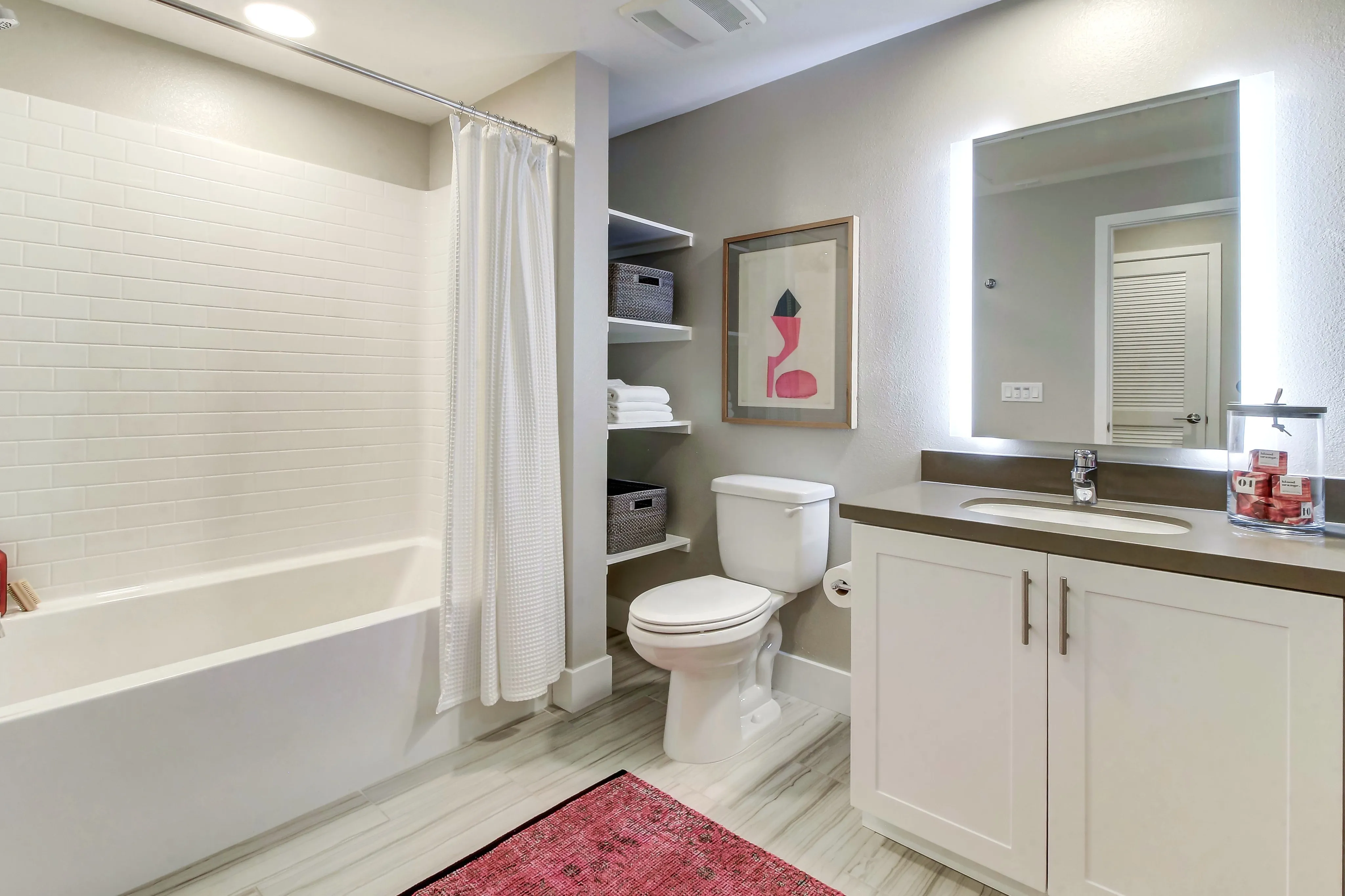 The Murphy Irvine Bathroom | Apartments in Irvine | Irvine, California Apartments