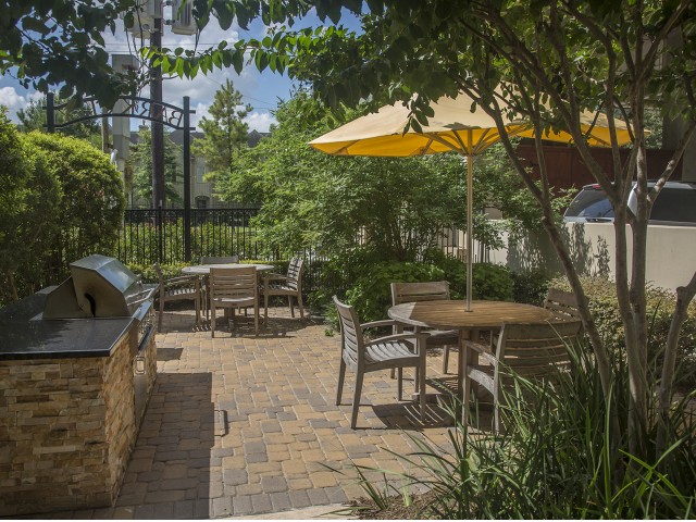 The Fountains at Memorial City Courtyard | Memorial City Living | Houston,TX Apartments
