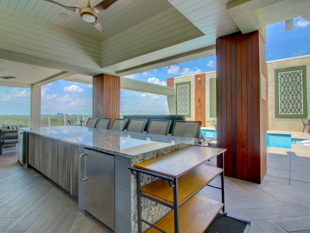 The Fountains at Memorial City Outdoor Kitchen | Memorial City Living | Houston,TX Apartments