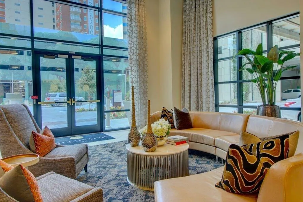The McCarthy at Memorial City | Houston, TX Apartments | Apartments in Houston, TX