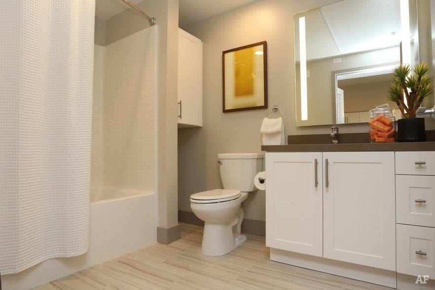 770 South Harbor Simple Bathroom | Fullerton, CA Apartments | Apartments in Fullerton