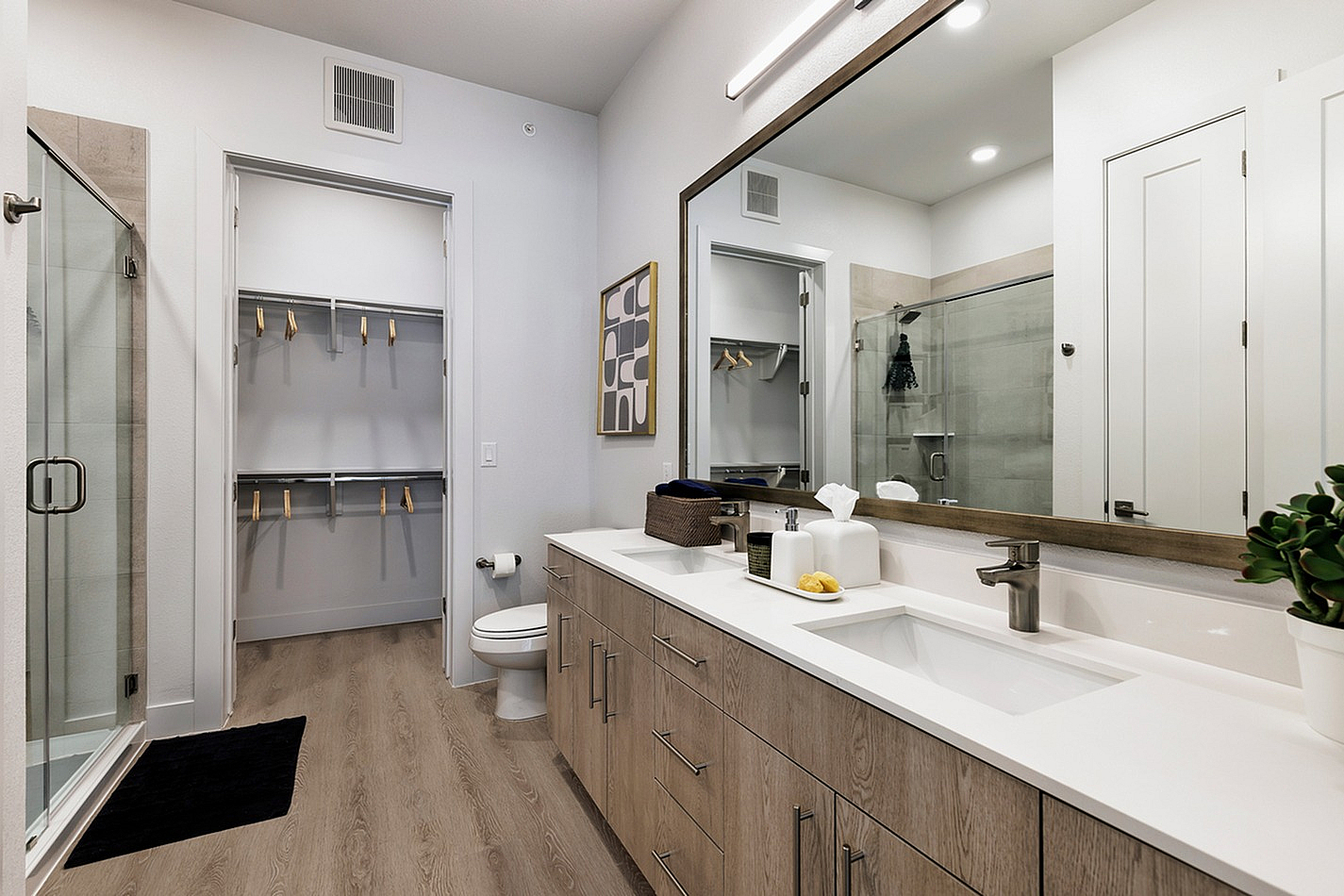 Brooks Air Force Base Apartments | Apartments in Brooks Air Force Base | Apartments near Brooks Air Force Base | City Base Apartments | Apartments in base city | Caroline at Brooks | SAN ANTONIO, TEXAS