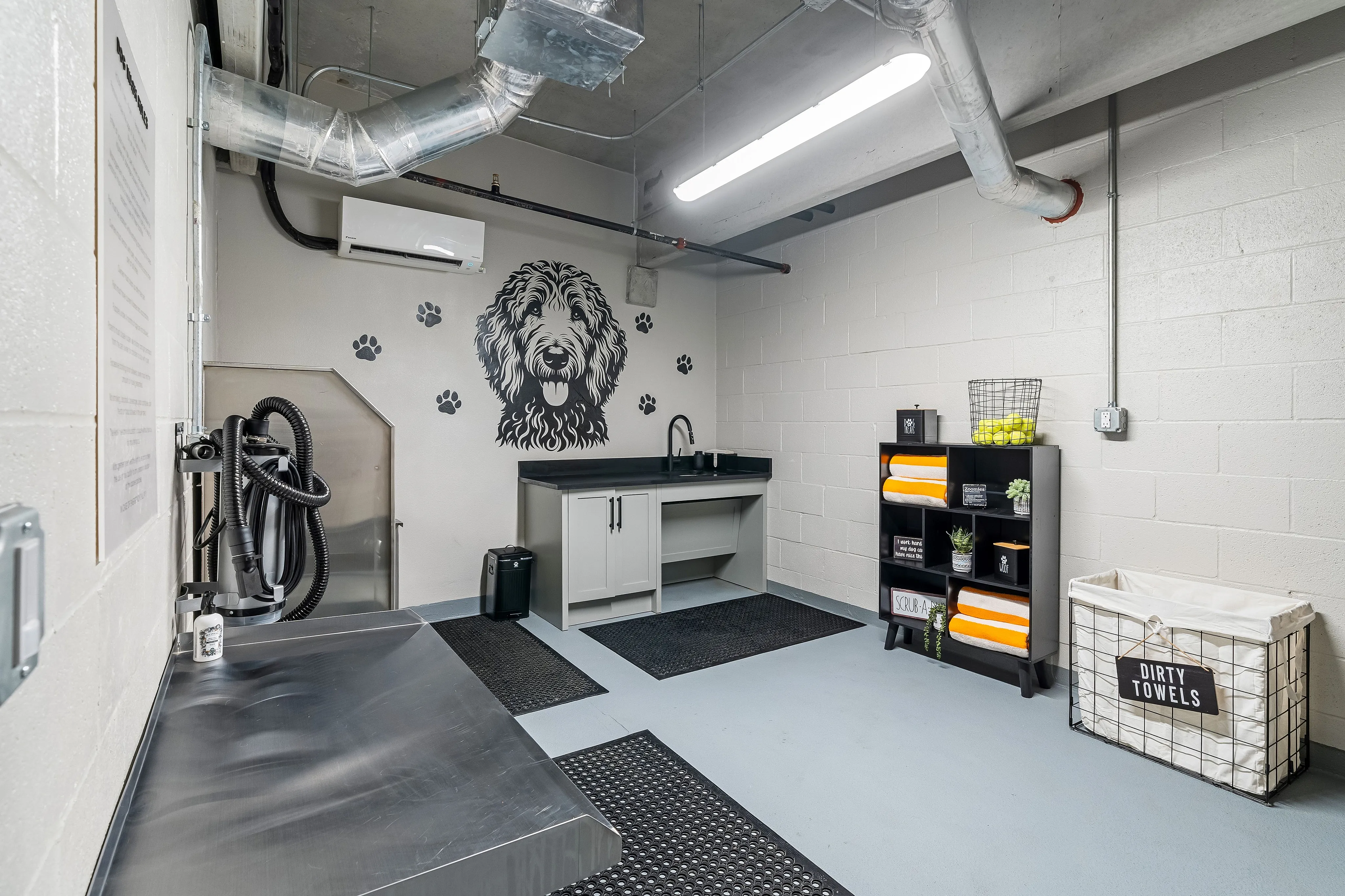 Modern pet washing station | Caroline at Memorial | Houston, Texas