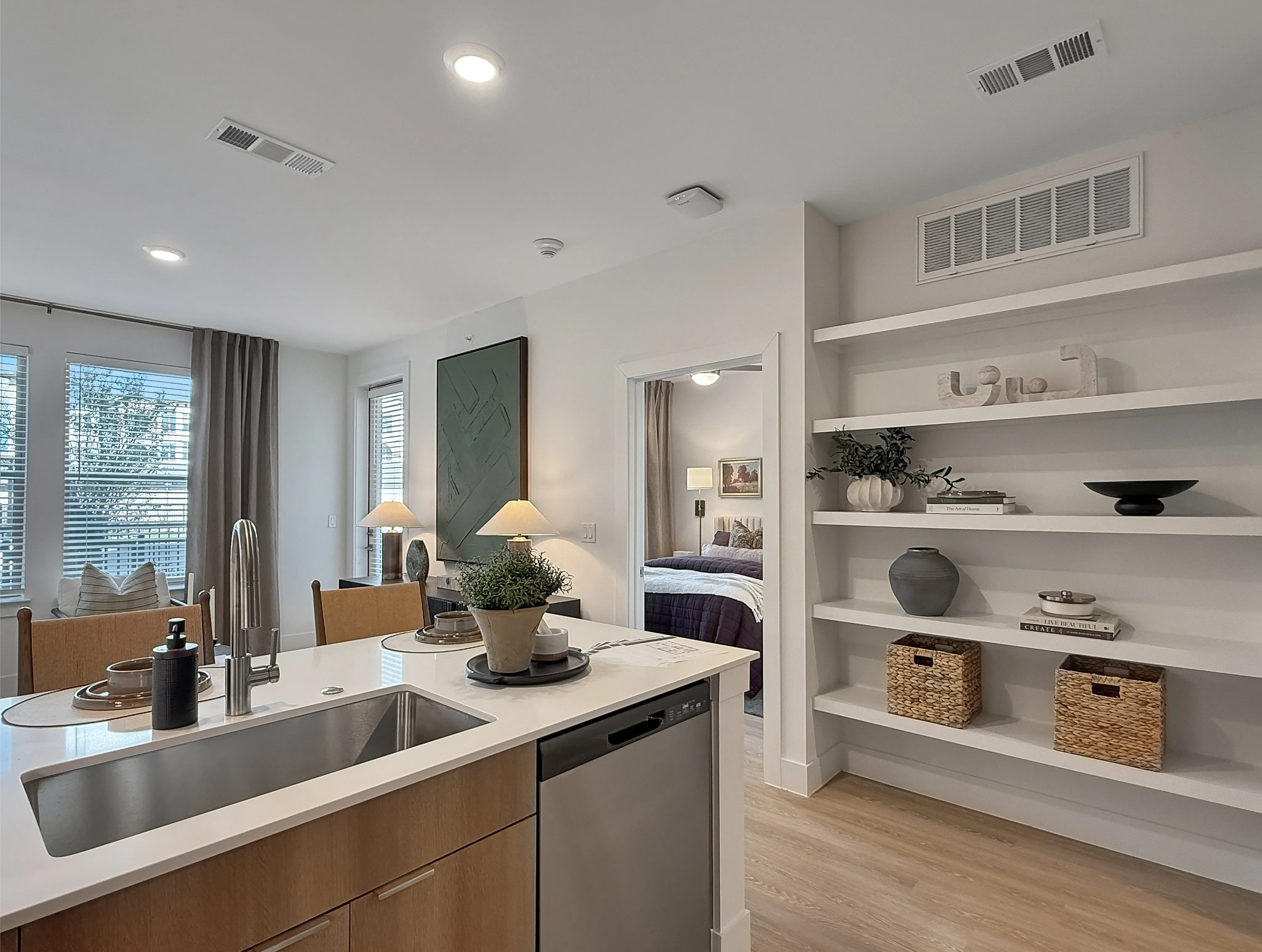 Caroline Florence | Apartments in McKinney Texas | McKinney Apartments Caroline Florence | New Apartments in McKinley, TX