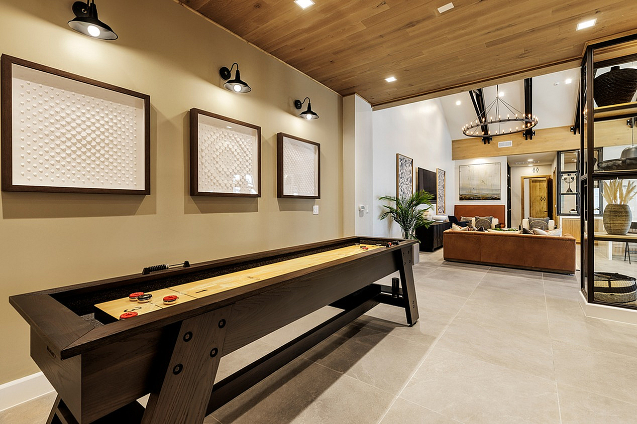 Resident Lounge | Caroline Georgetown | Georgetown, TX | Apartments