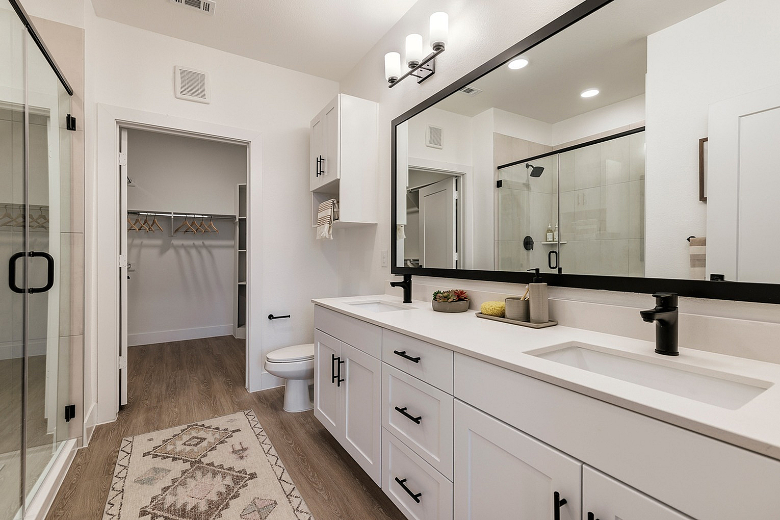 upscale apartments in georgetown | apartments close to I35 |Two Bedroom  | Caroline Georgetown | Georgetown, TX | Apartments