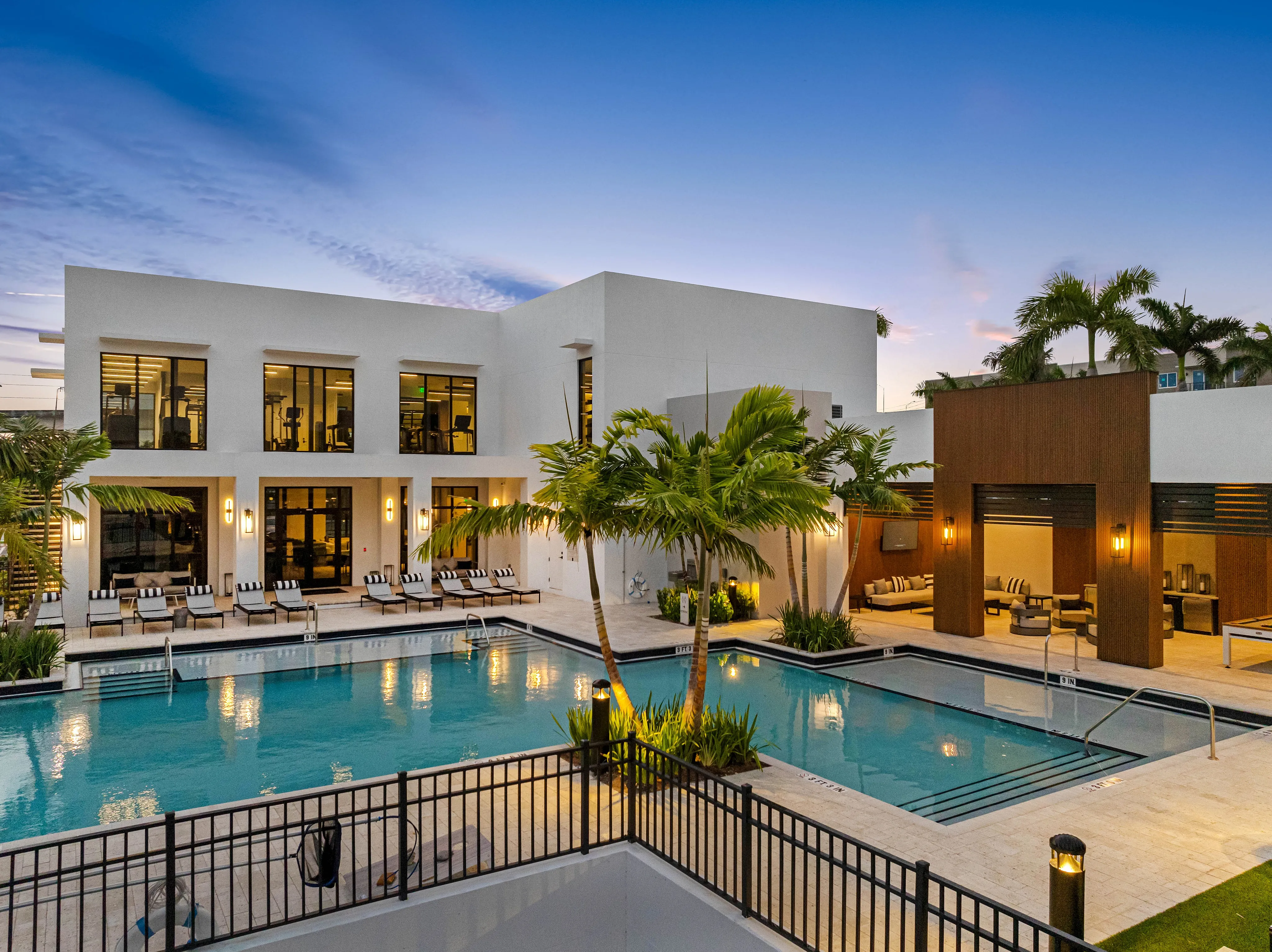 Caroline Golden Glades | North Miami Apartments | Miami, Florida