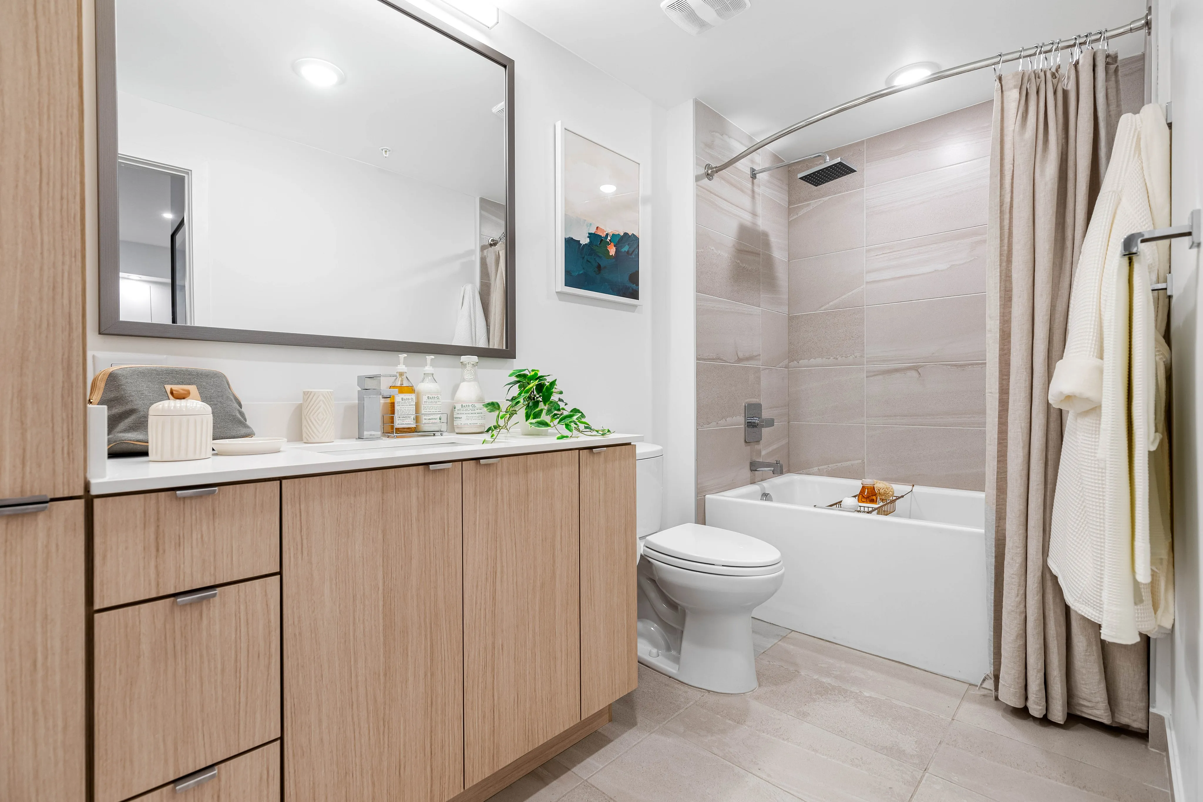 Caroline Golden Glades | North Miami Apartments | Miami, Florida