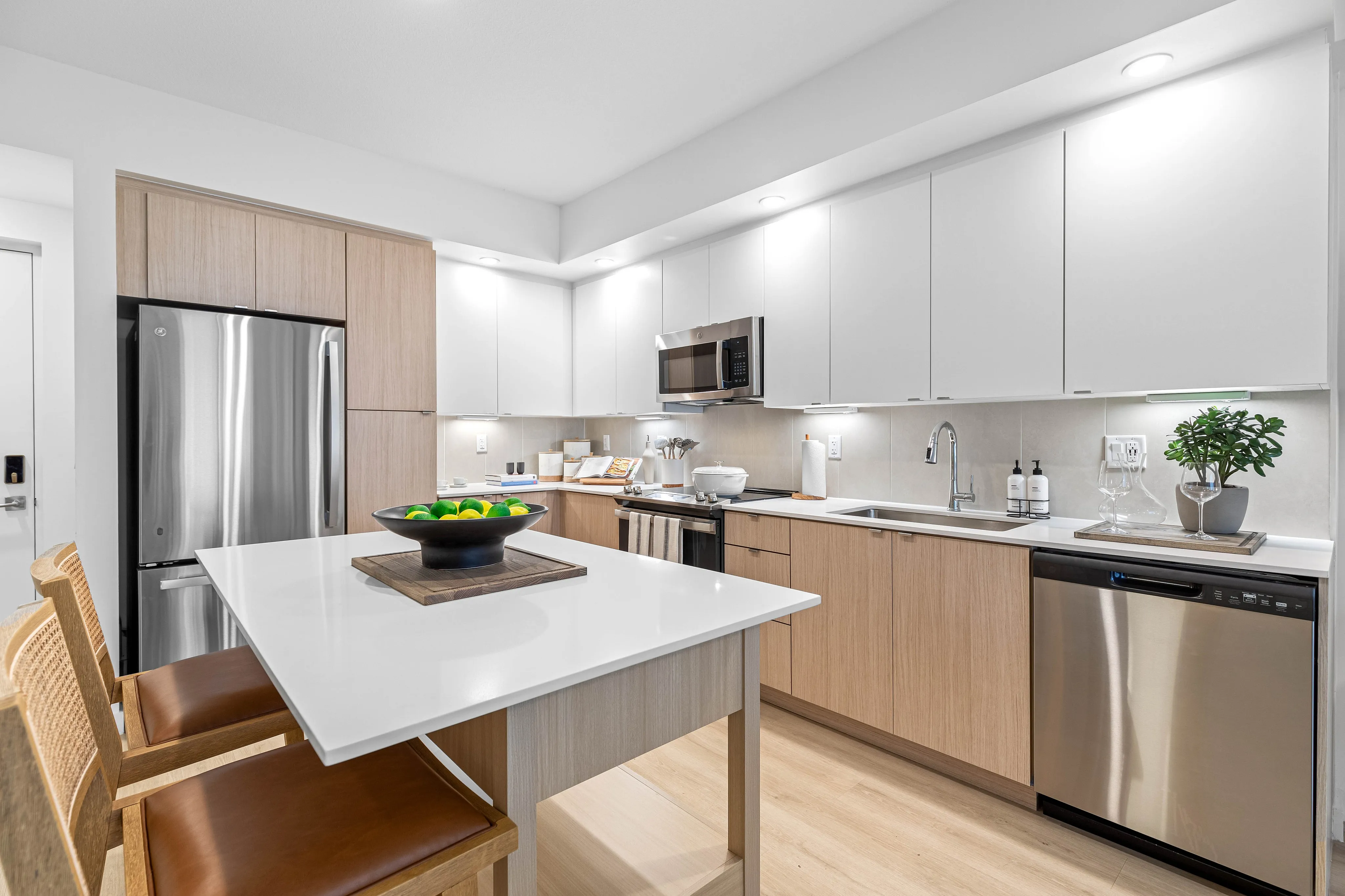 Caroline Golden Glades | North Miami Apartments | Miami, Florida