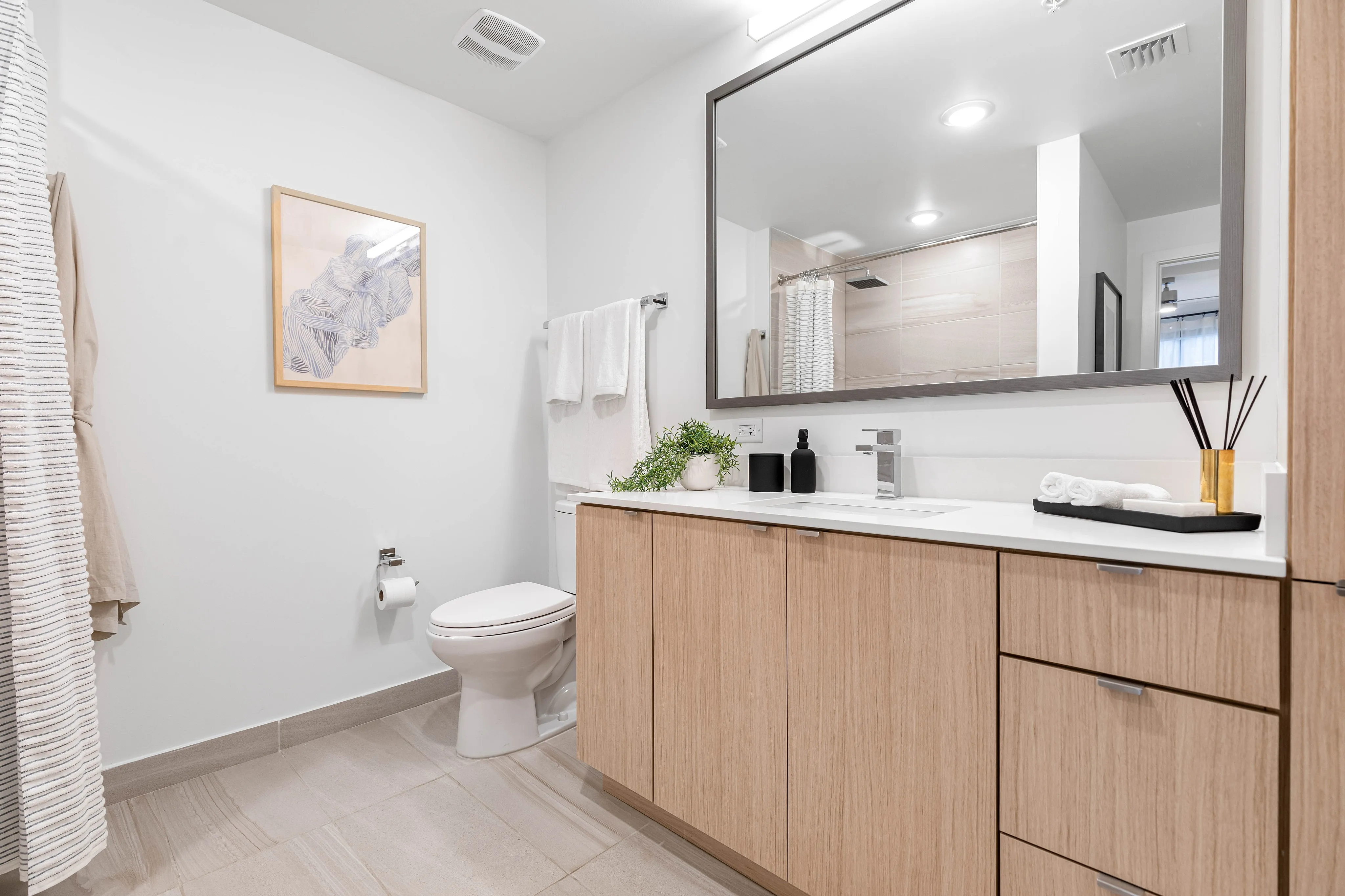 Caroline Golden Glades | North Miami Apartments | Miami, Florida
