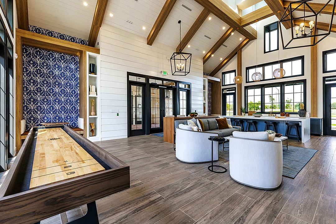 Caroline Longhorn Quarry | San Antonio Apartments | Apartments in San Antonio, TX