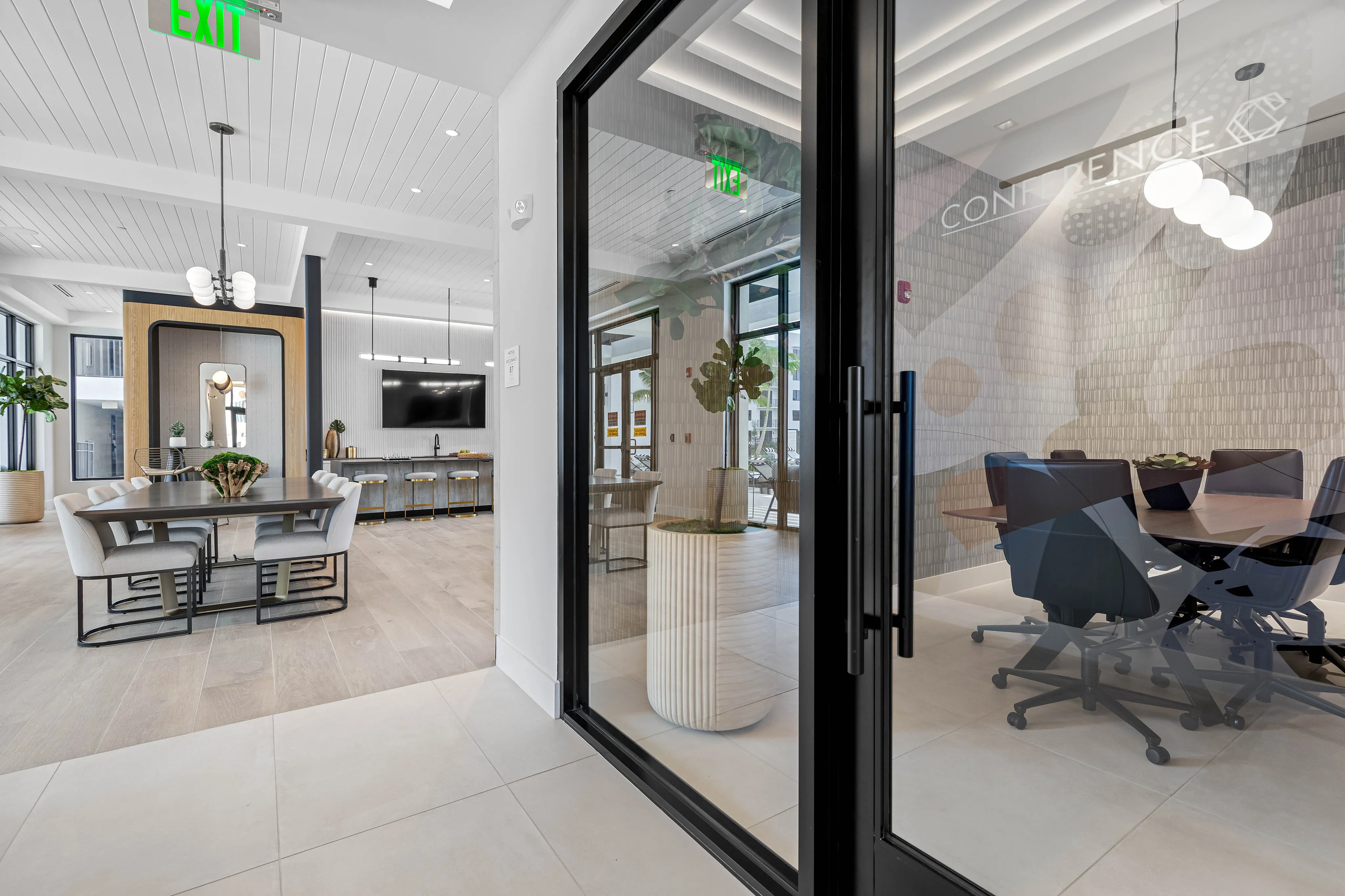 Caroline Golden Glades | North Miami Apartments | Miami, Florida