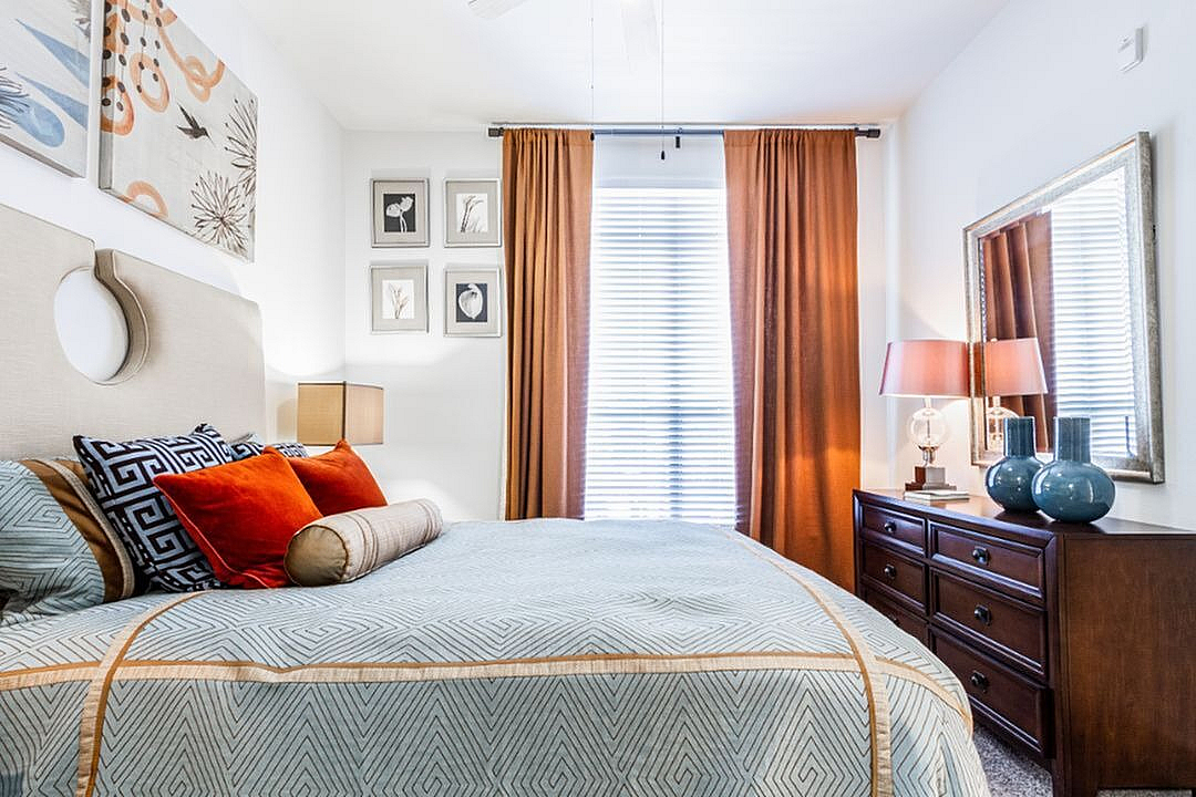 Caroline on Voss Apartment Living Room | Houston, TX Apartments | Uptown Houston Apartments