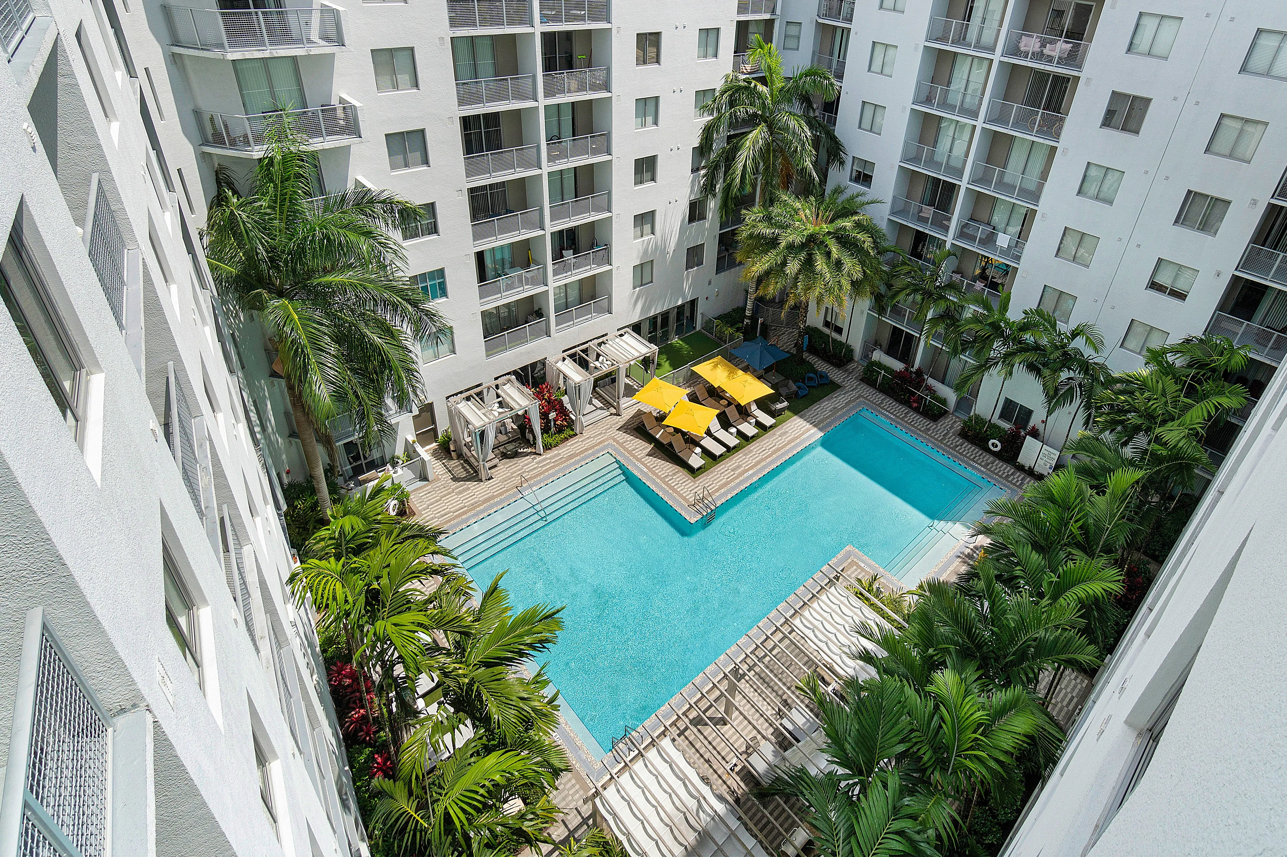 Pearl Dadeland | Kendall, FL Apartments | Apartments in Kendall, FL