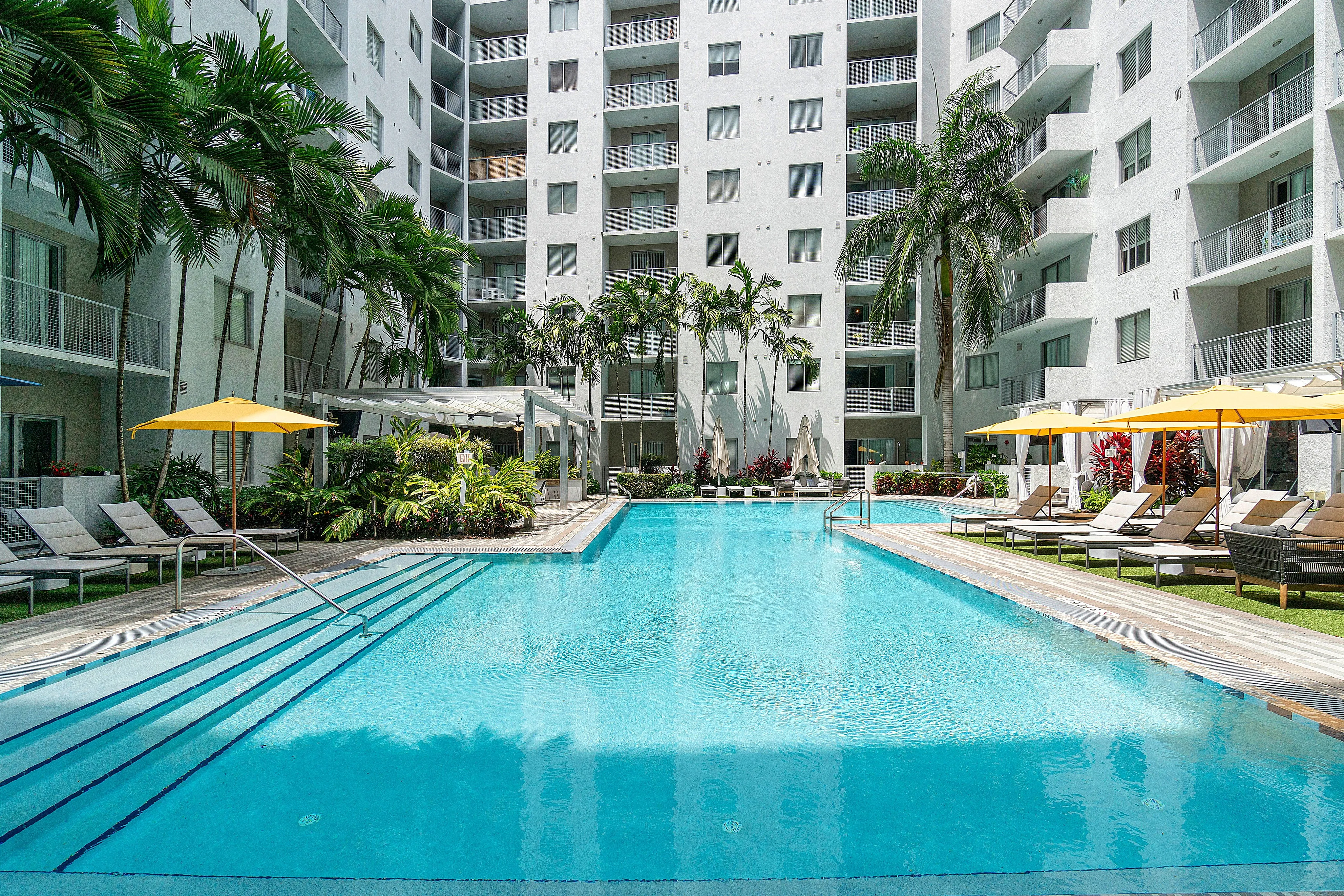 Pearl Dadeland | Kendall, FL Apartments | Apartments in Kendall, FL
