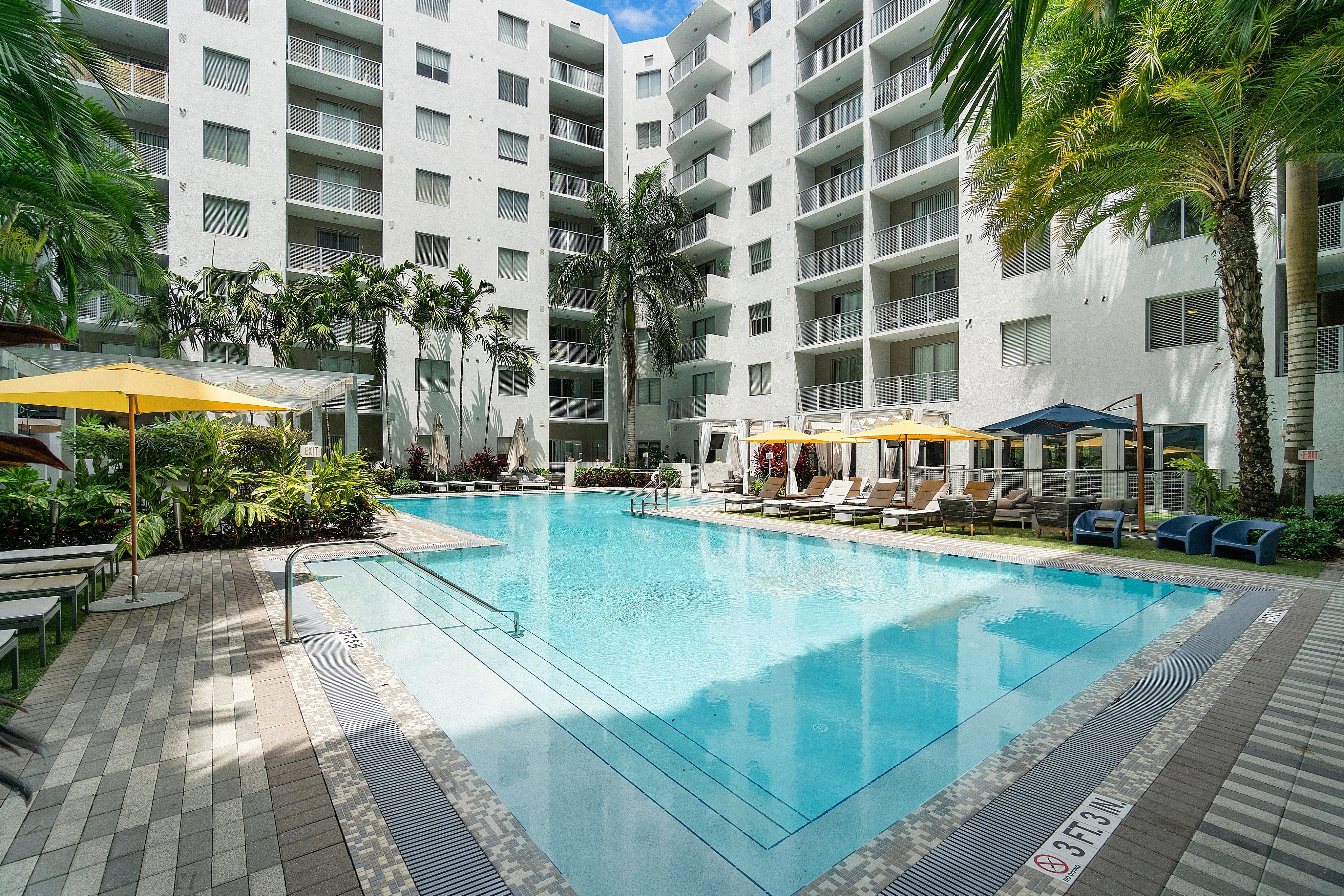 Pearl Dadeland | Kendall, FL Apartments | Apartments in Kendall, FL