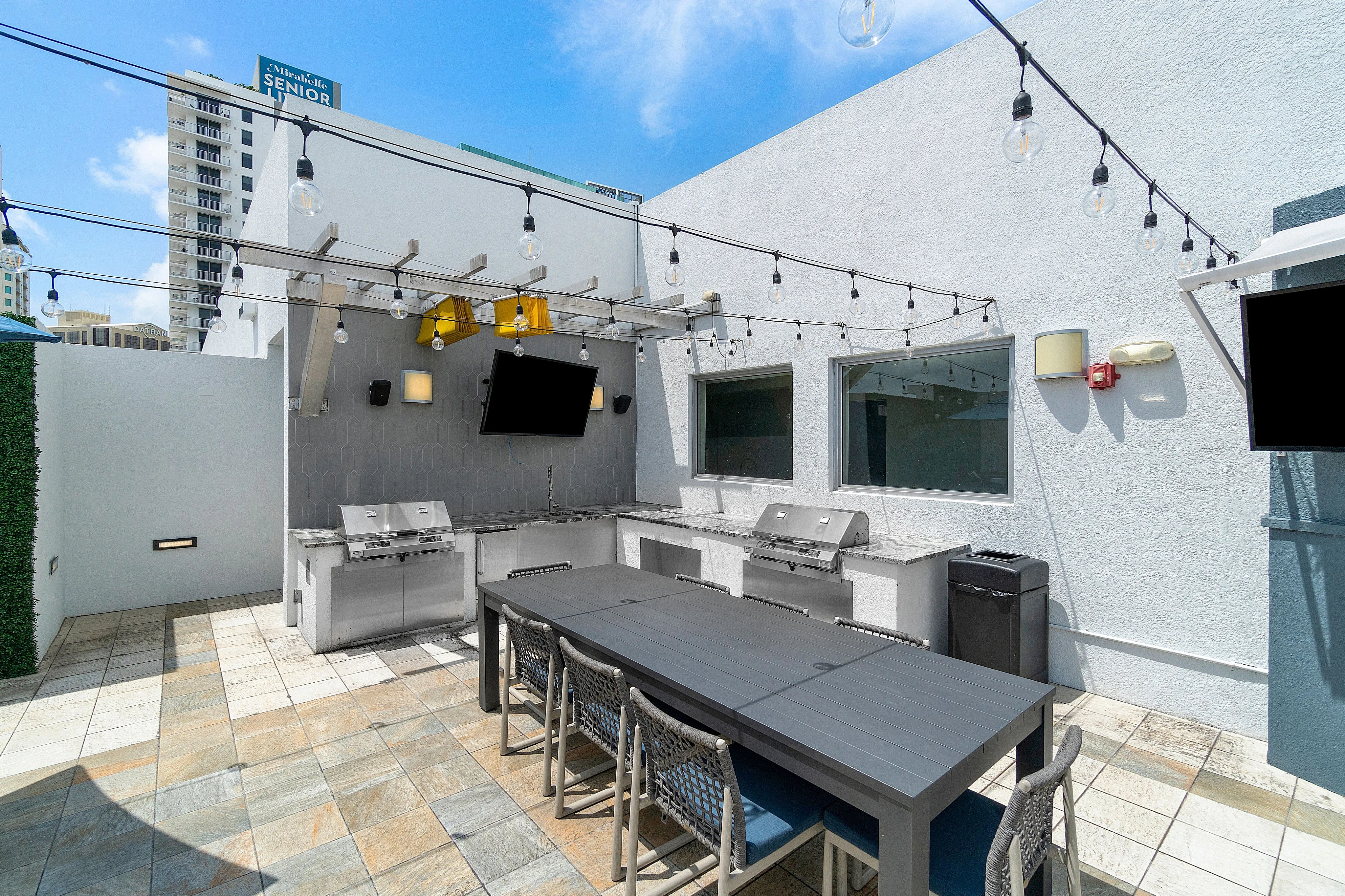 Pearl Dadeland | Kendall, FL Apartments | Apartments in Kendall, FL