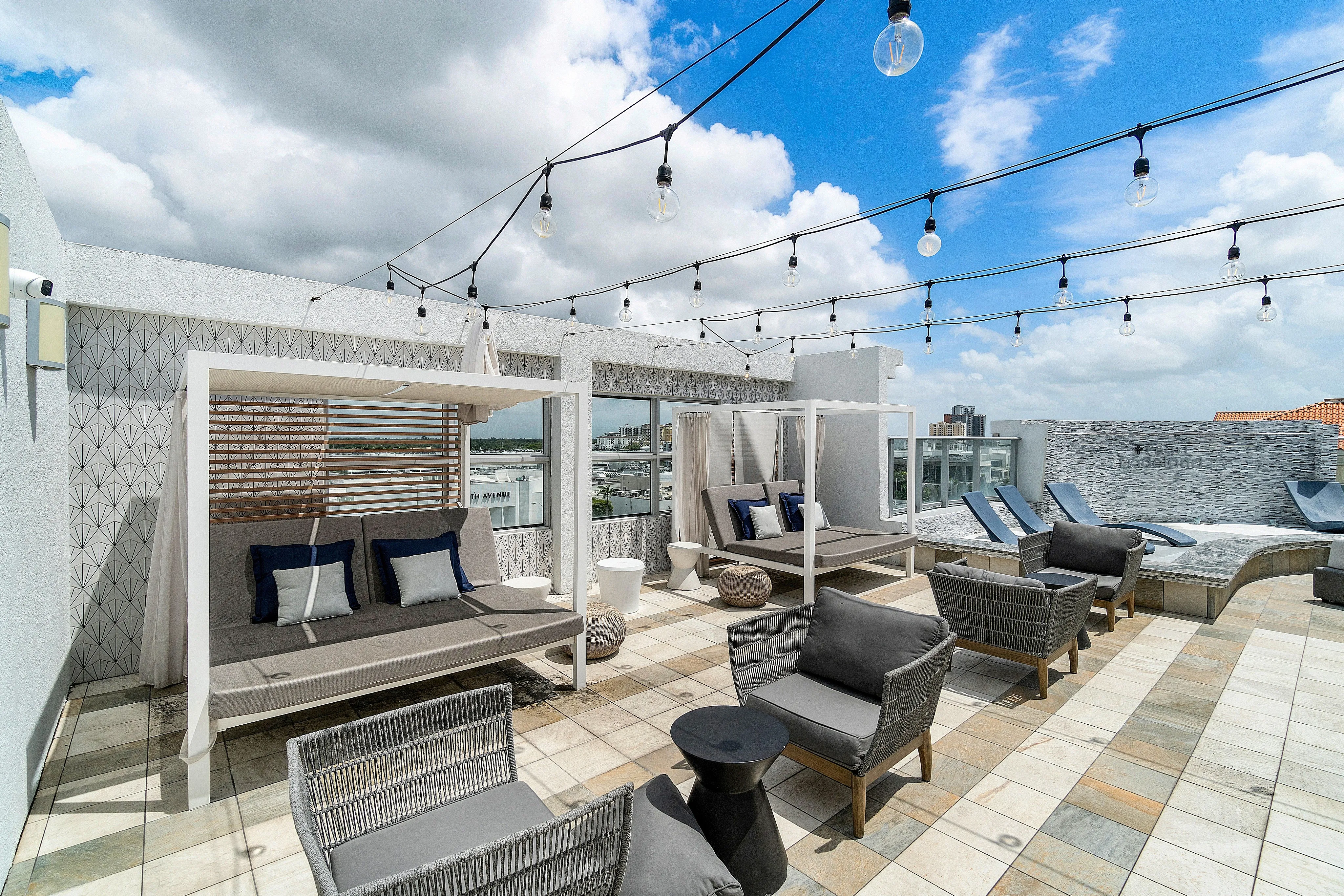 Pearl Dadeland | Kendall, FL Apartments | Apartments in Kendall, FL