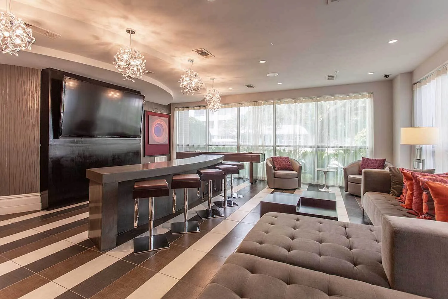 Pearl Greenway | Houston, TX Apartments | Greenway Plaza | Upper Kirby Apartments