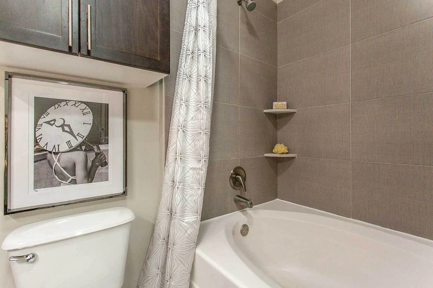 Pearl Greenway | Houston, TX Apartments | Greenway Plaza | Upper Kirby Apartments