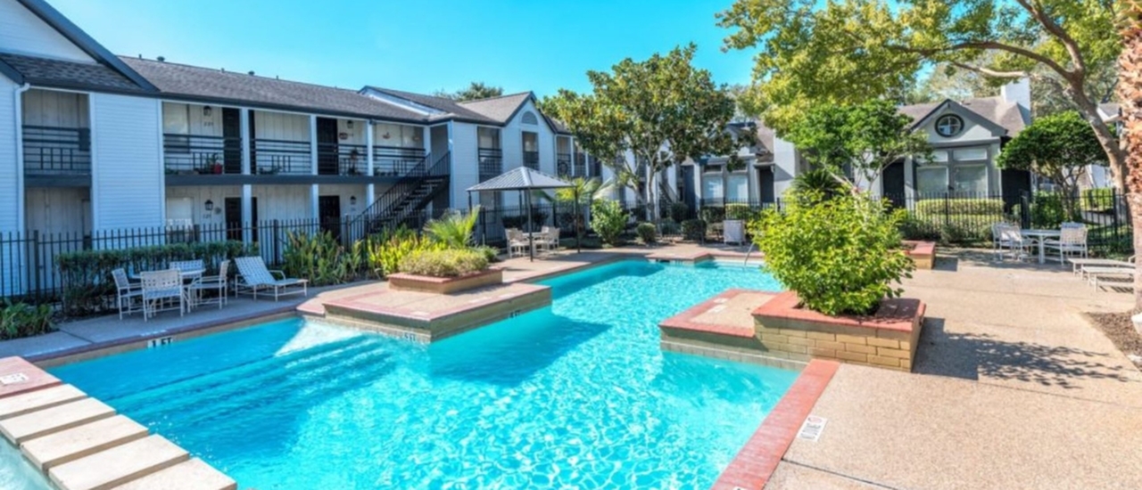 Memorial Fountain Apartments in Houston, TX Official Site