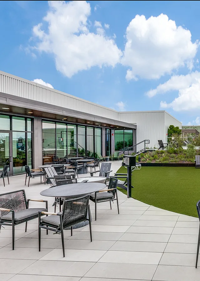 Pearl Springdale Rooftop Lounge