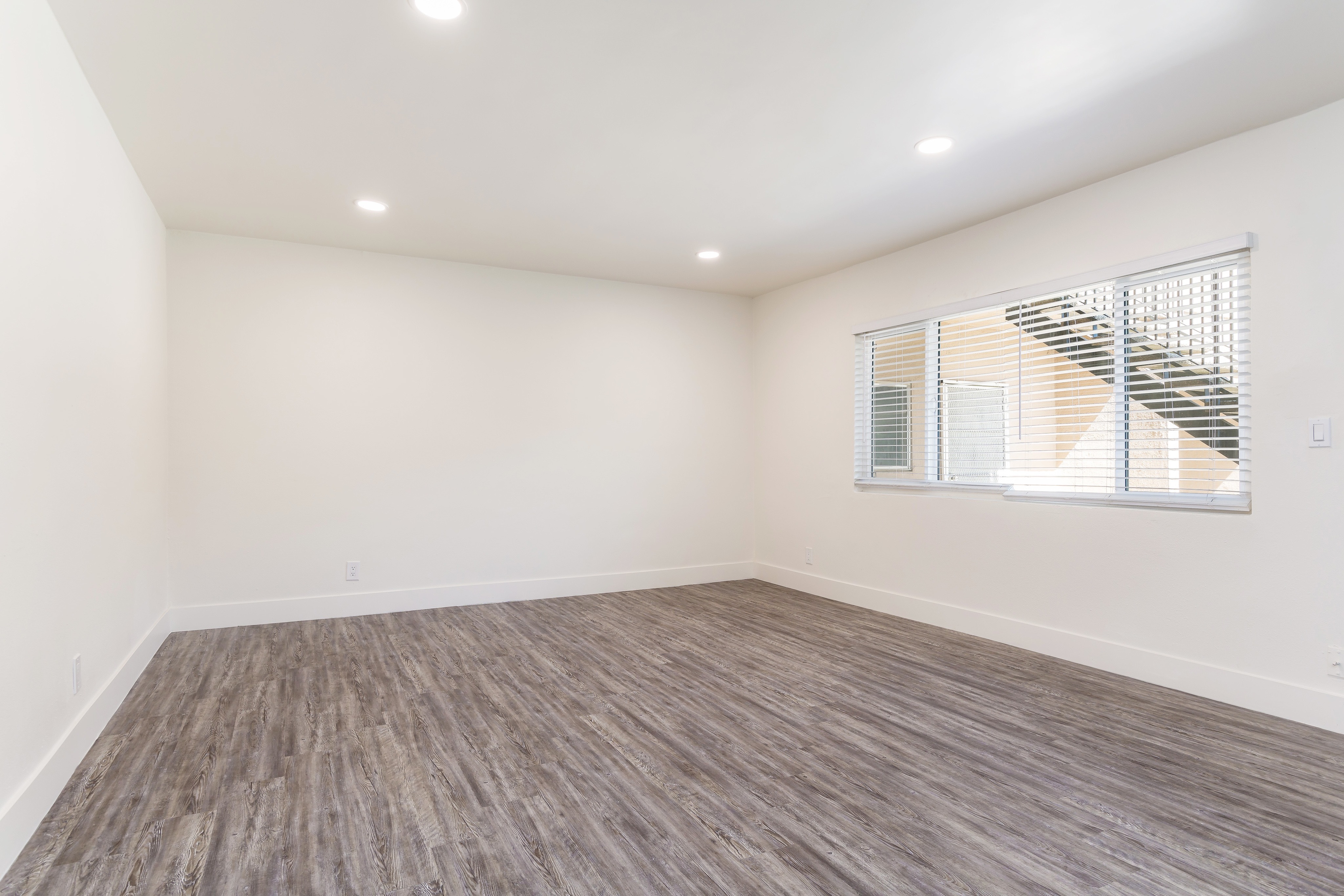 View Photos & Take A Virtual Tour Aurora Vista Apartments