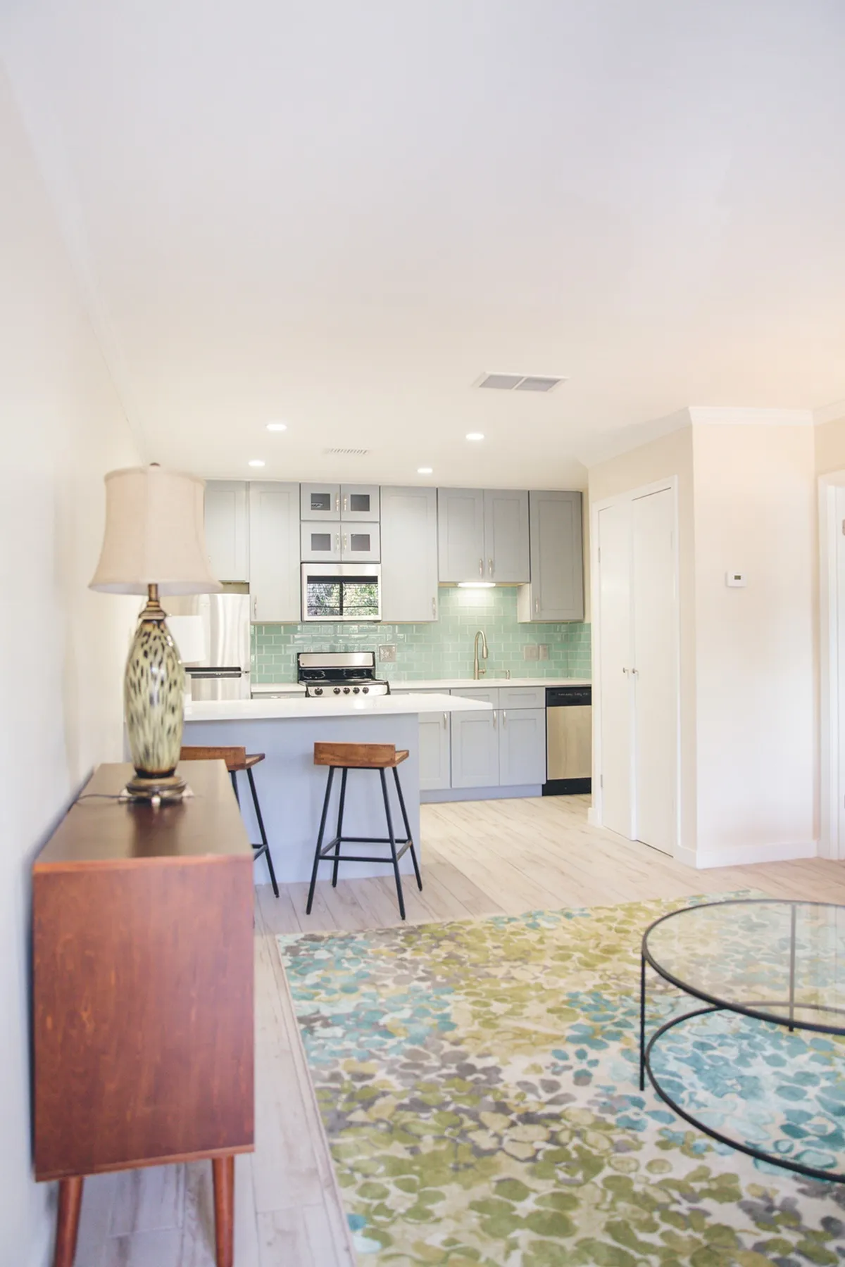 View Photos Renaissance Apartments at Capital Circle