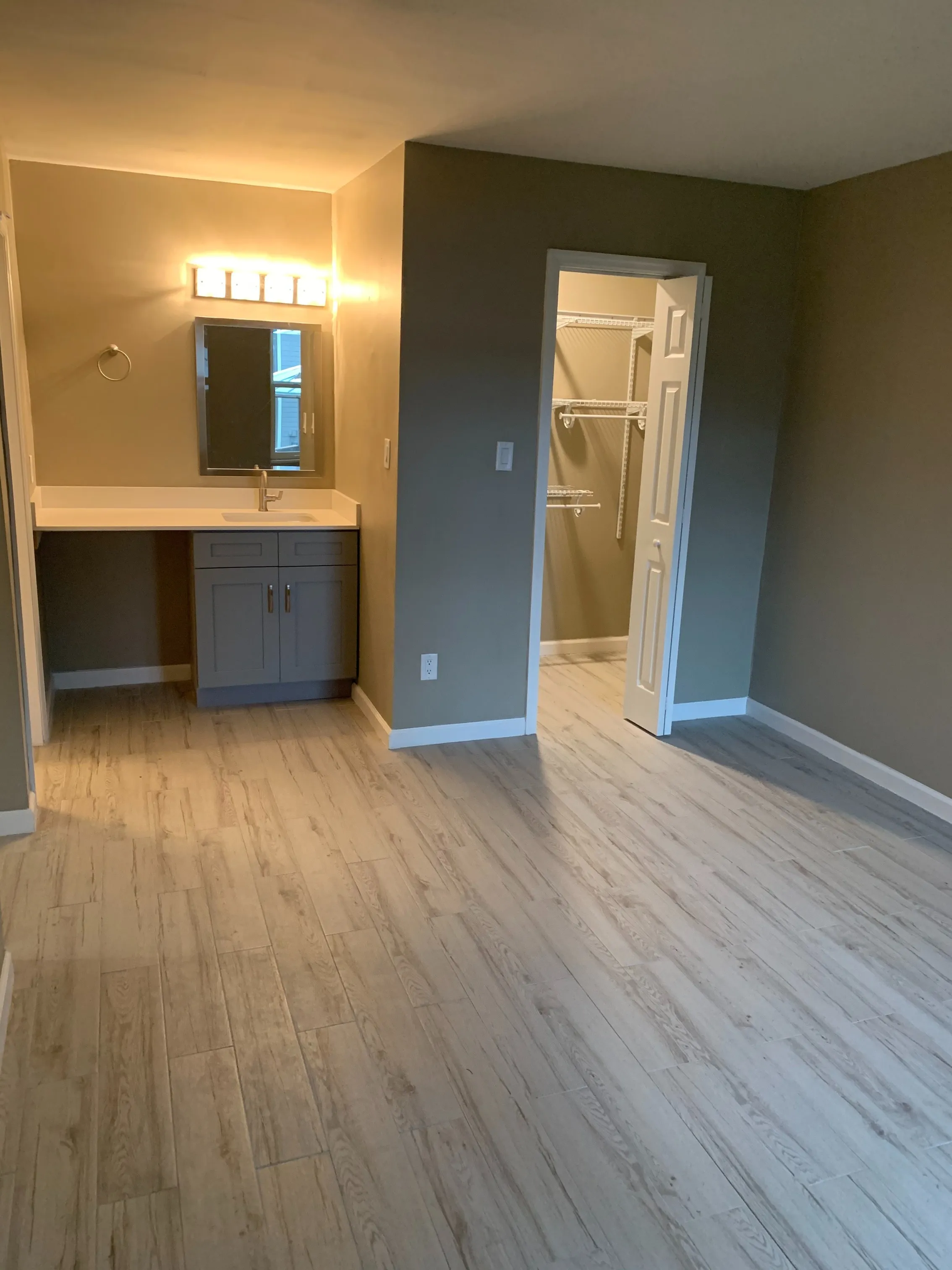 View Photos Renaissance Apartments at Capital Circle