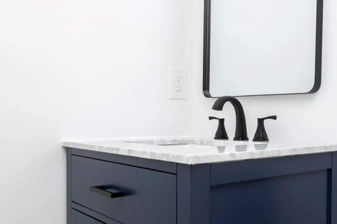 Upgraded renovated units at Autumn Columbia 1 and 2 bedroom apartments for rent