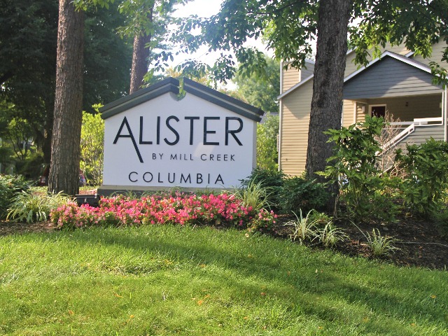Image of green space at Alister Columbia