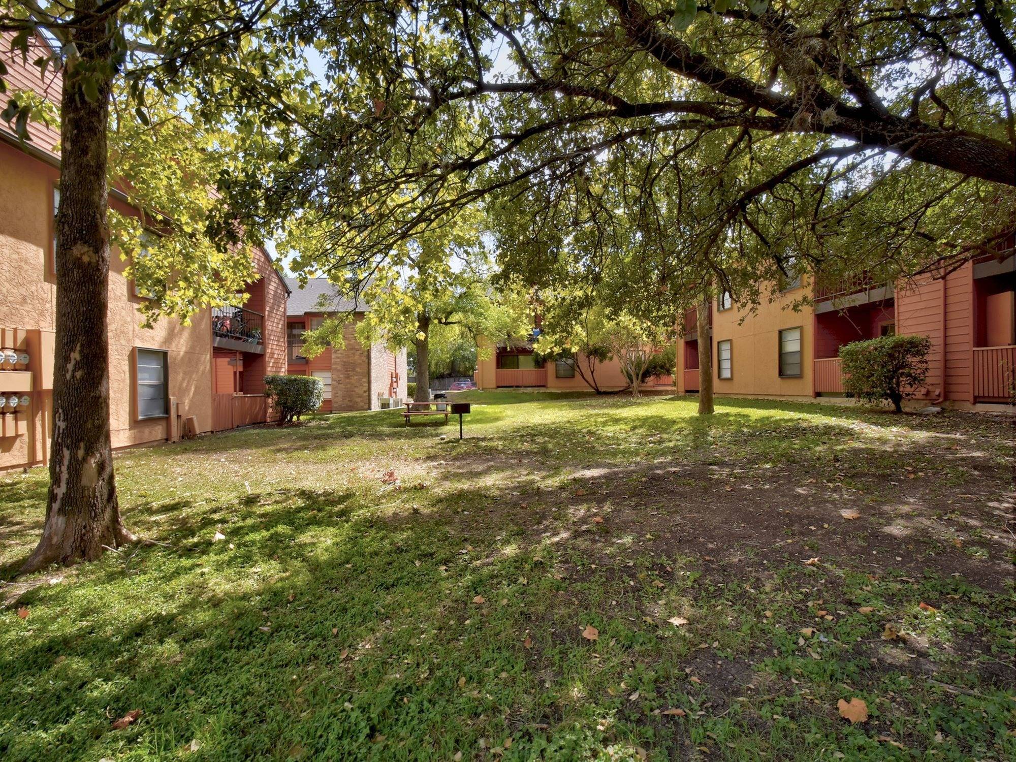 Explore virtual photo 360 tours of our community