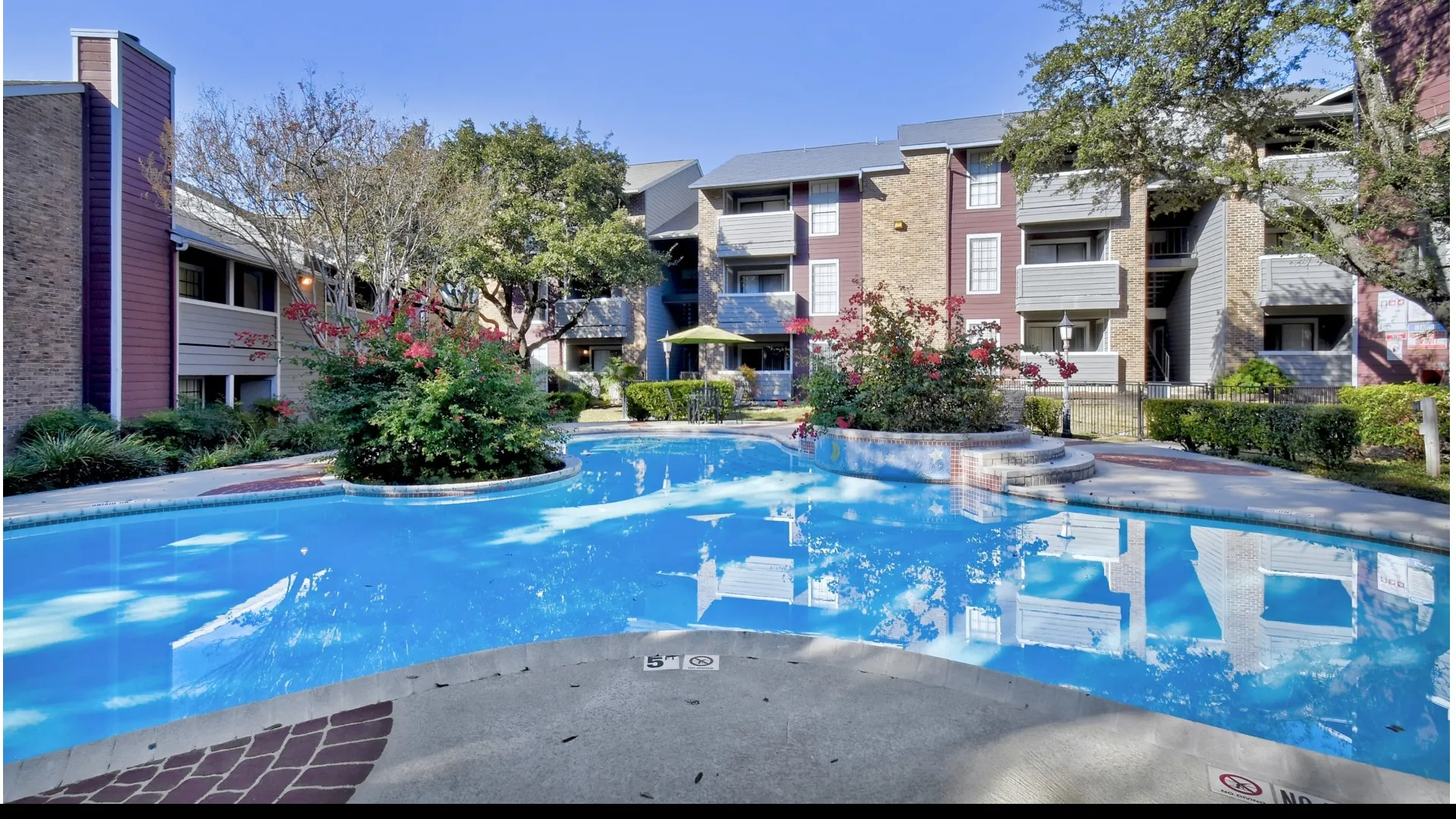 Silver Oaks Apartments - San Antonio TX