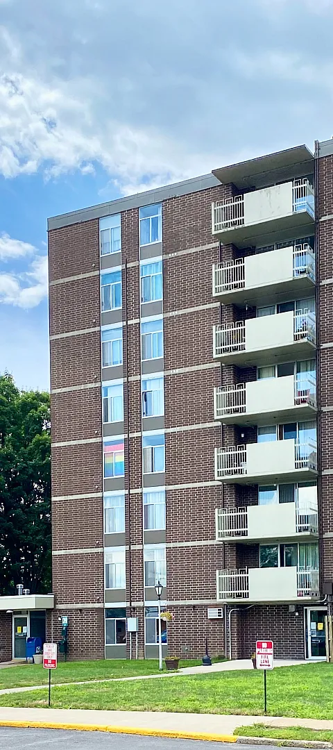 Rome Towers Apartments - Exterior View