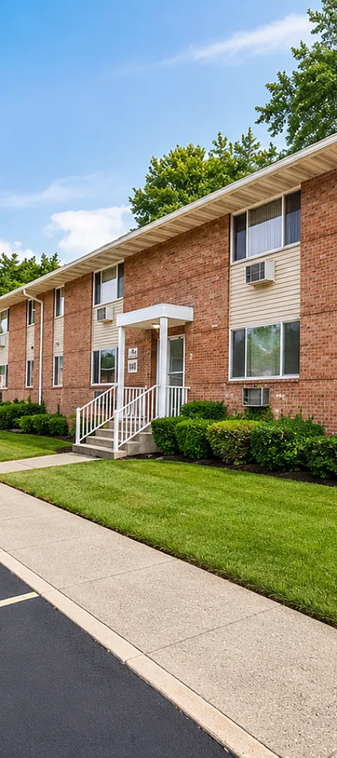 Imperial Manor Apartments - Brick Exterior