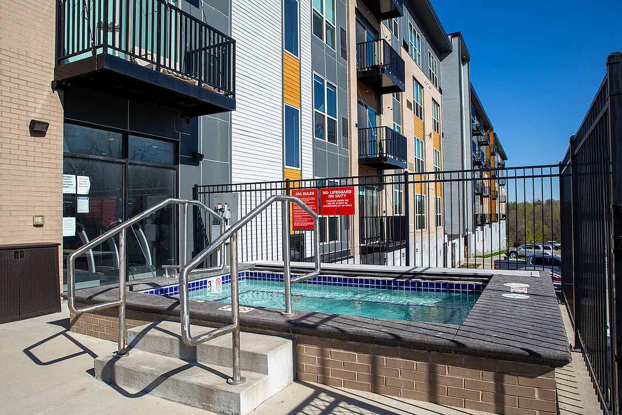 Hot Tub | CORE Apartments