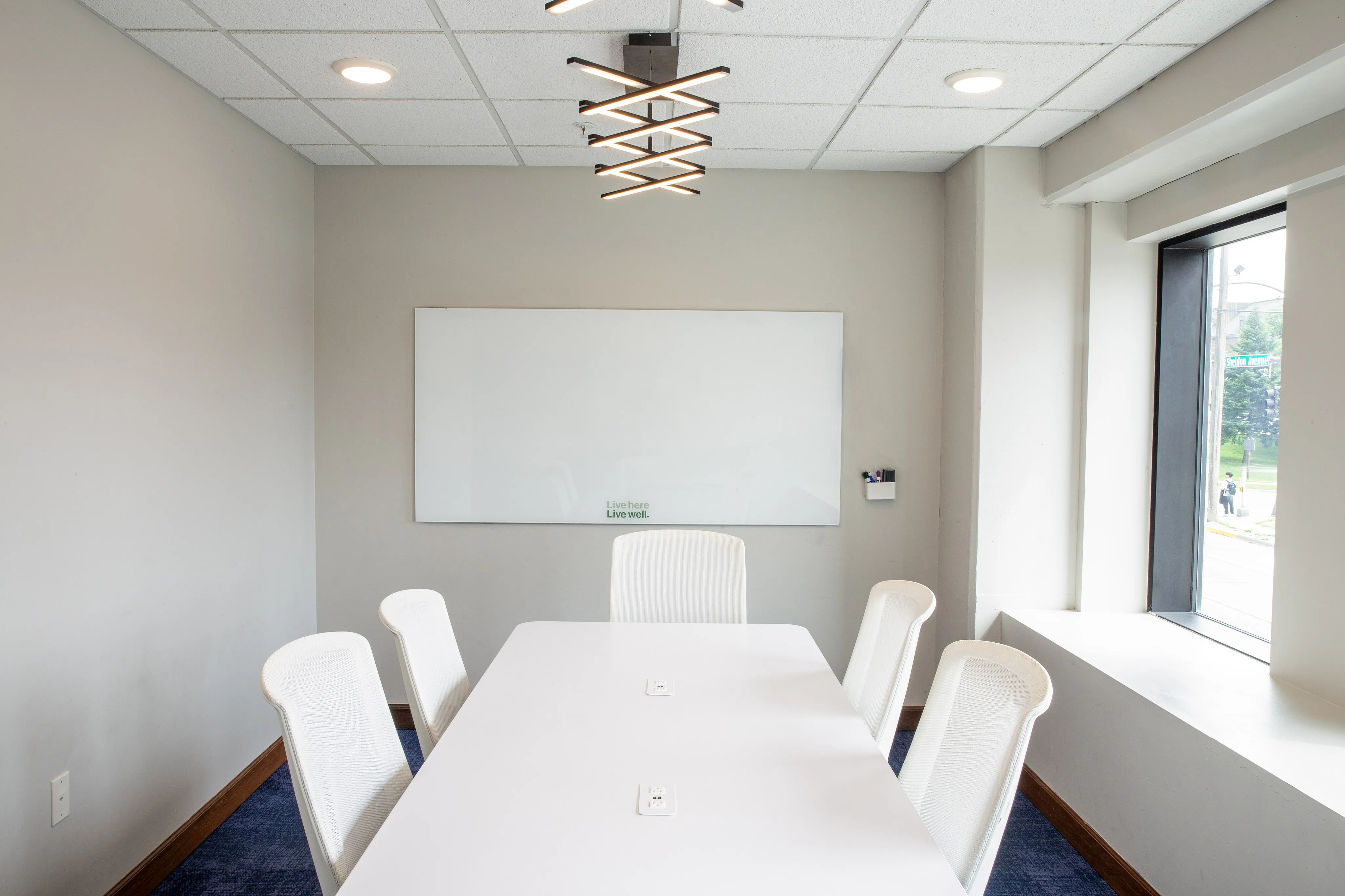 Shared Study Room | 2700 Lincoln - Near Iowa Stat University