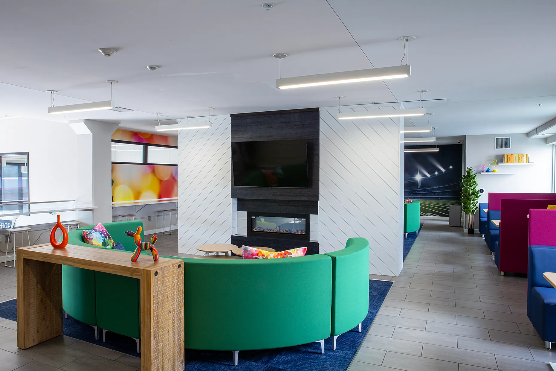 Overlook Lounge