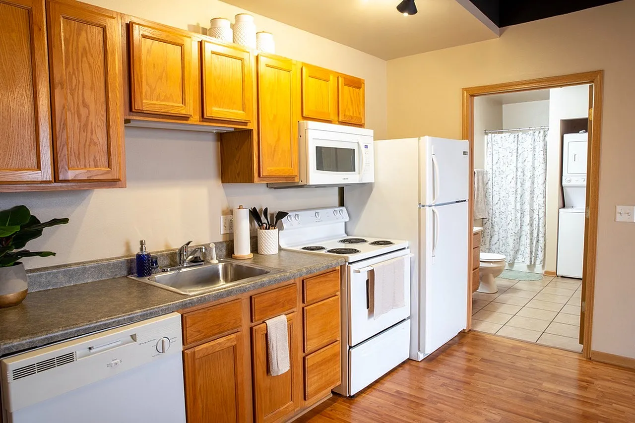 Kitchen | West Towne Apartments in Ames, IA